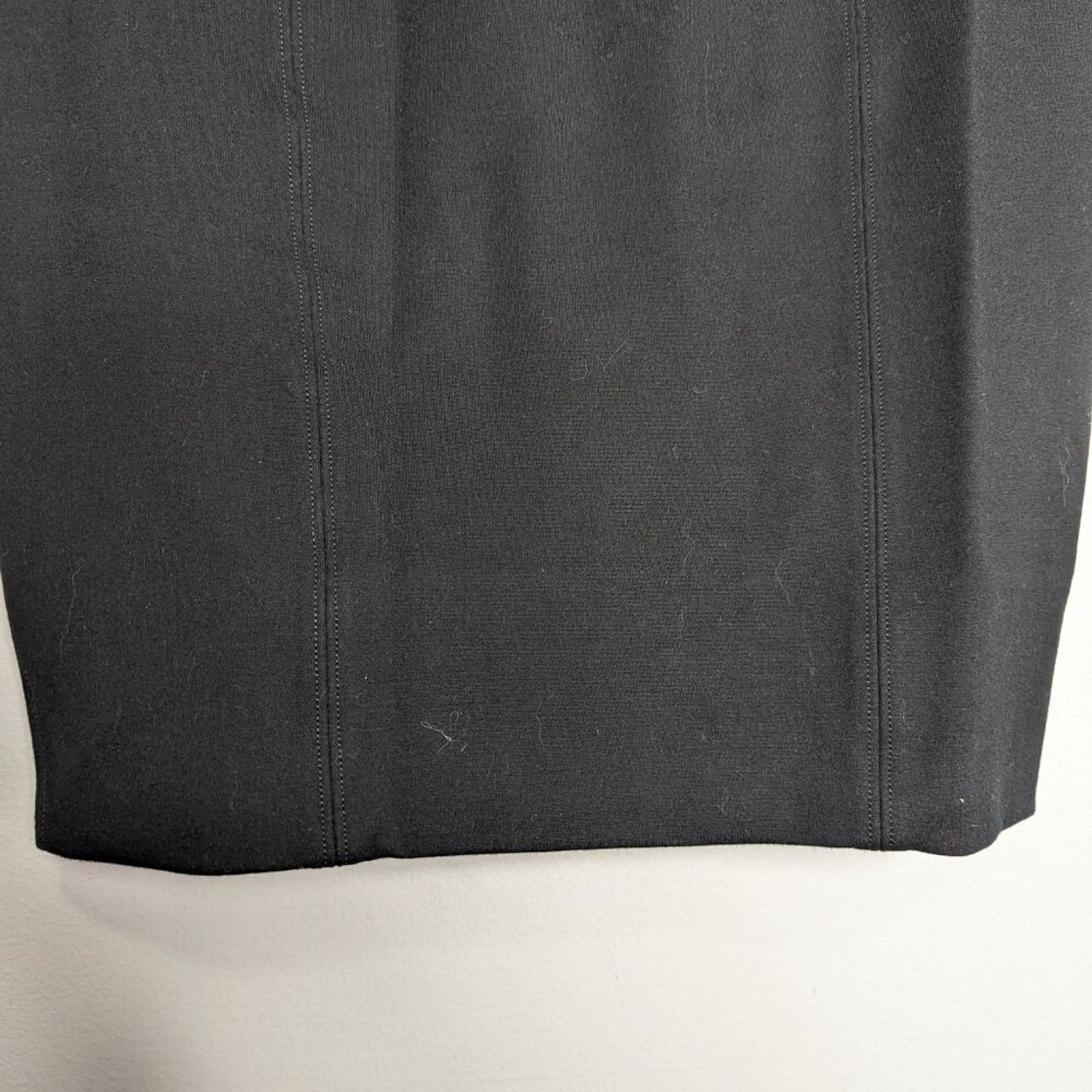 Spanx Spanx Black Stretch Slimming Pencil Skirt Double Back Slit S Size 28" / US 6 / IT 42 - 4 Thumbnail