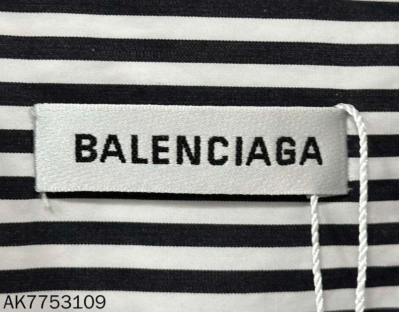 Balenciaga Balenciaga logo print on the back shirt 2501-Nextarrow Size XS / US 0-2 / IT 36-38 - 4 Thumbnail