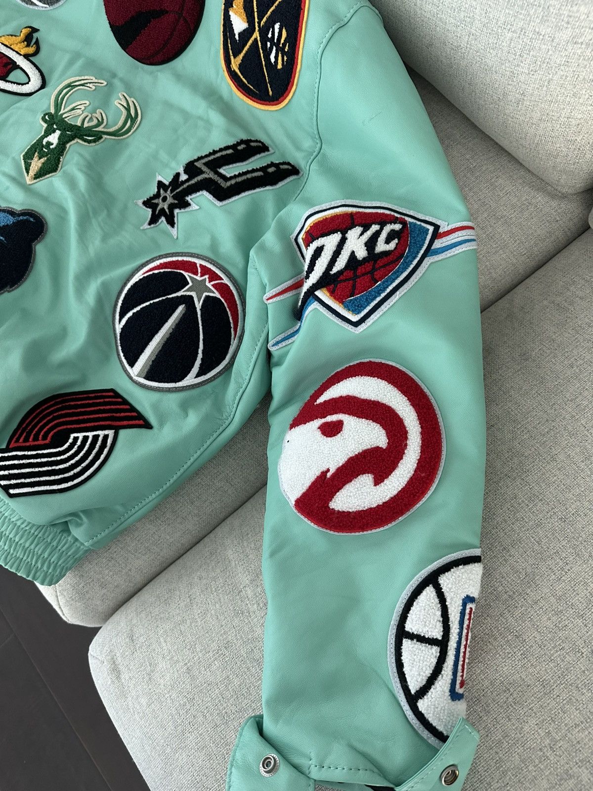 Jeff Hamilton Signed Jeff Hamilton x NBA logo jacket Size US L / EU 52-54 / 3 - 9 Thumbnail