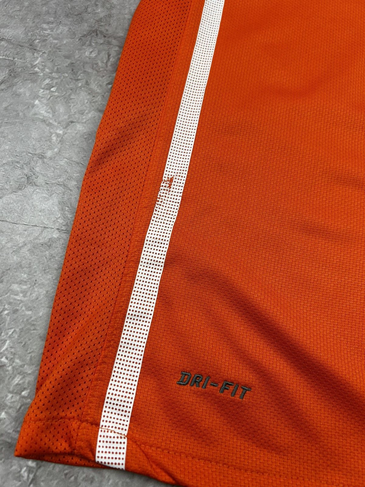 Nike × Vintage Vintage Nike Netherland V. Nistelrooy Jersey Size US M / EU 48-50 / 2 - 9 Thumbnail