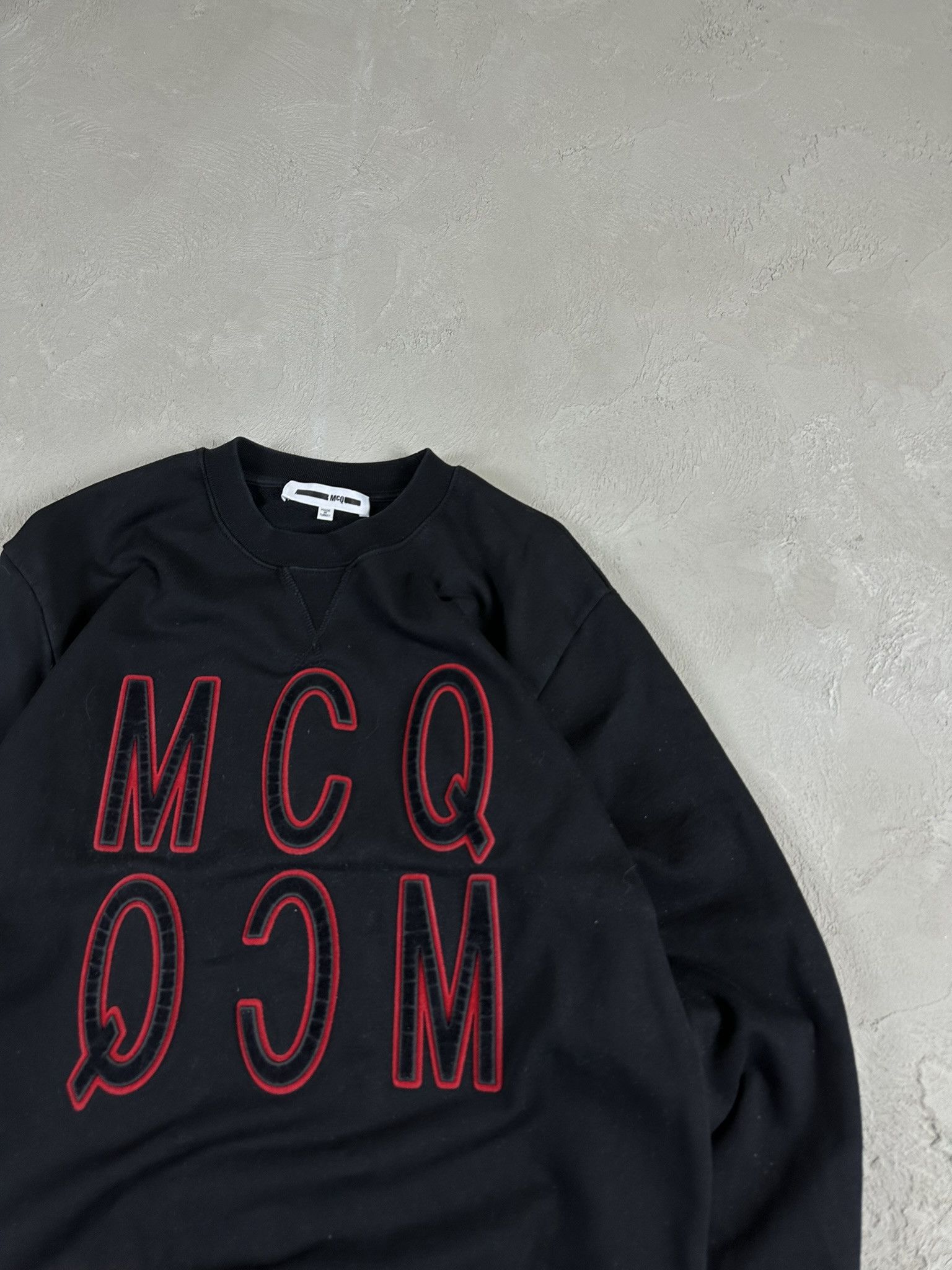 Alexander McQueen Alexander McQueen MCQ Logo Spellout Sweatshirt Crewneck Size US M / EU 48-50 / 2 - 4 Thumbnail