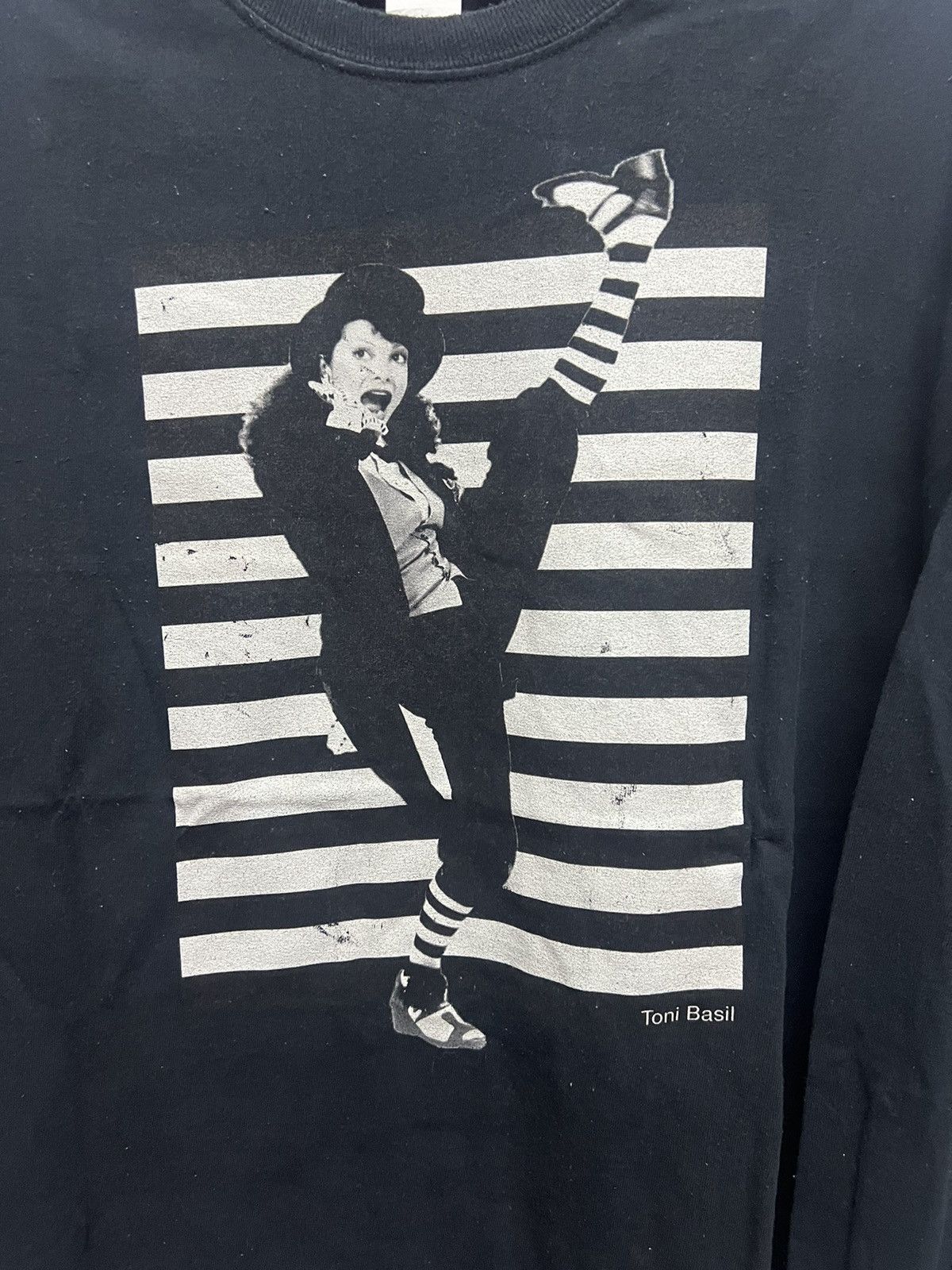 Disney × Vintage Vintage Tony Basil Mickey Artist Tee Size US L / EU 52-54 / 3 - 2 Thumbnail
