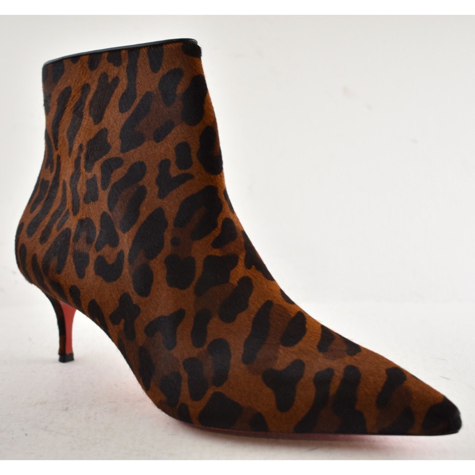 Christian Louboutin Christian Louboutin So Kate Booty Black Leopard Pony 36.5 Size US 6.5 / IT 36.5 - 4 Thumbnail
