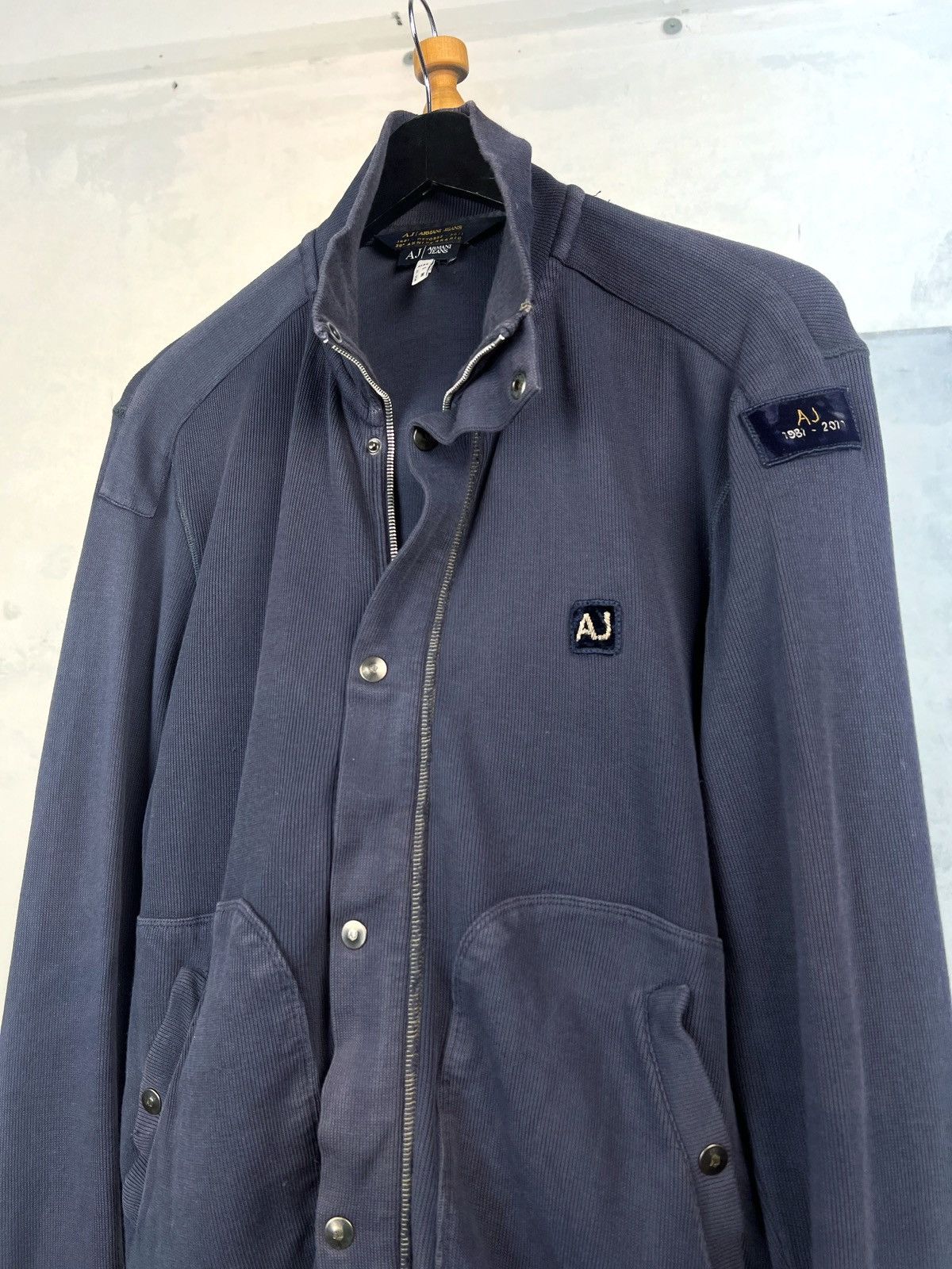 Armani Armani Jeans Bomber Size M - L Size US M / EU 48-50 / 2 - 2 Thumbnail