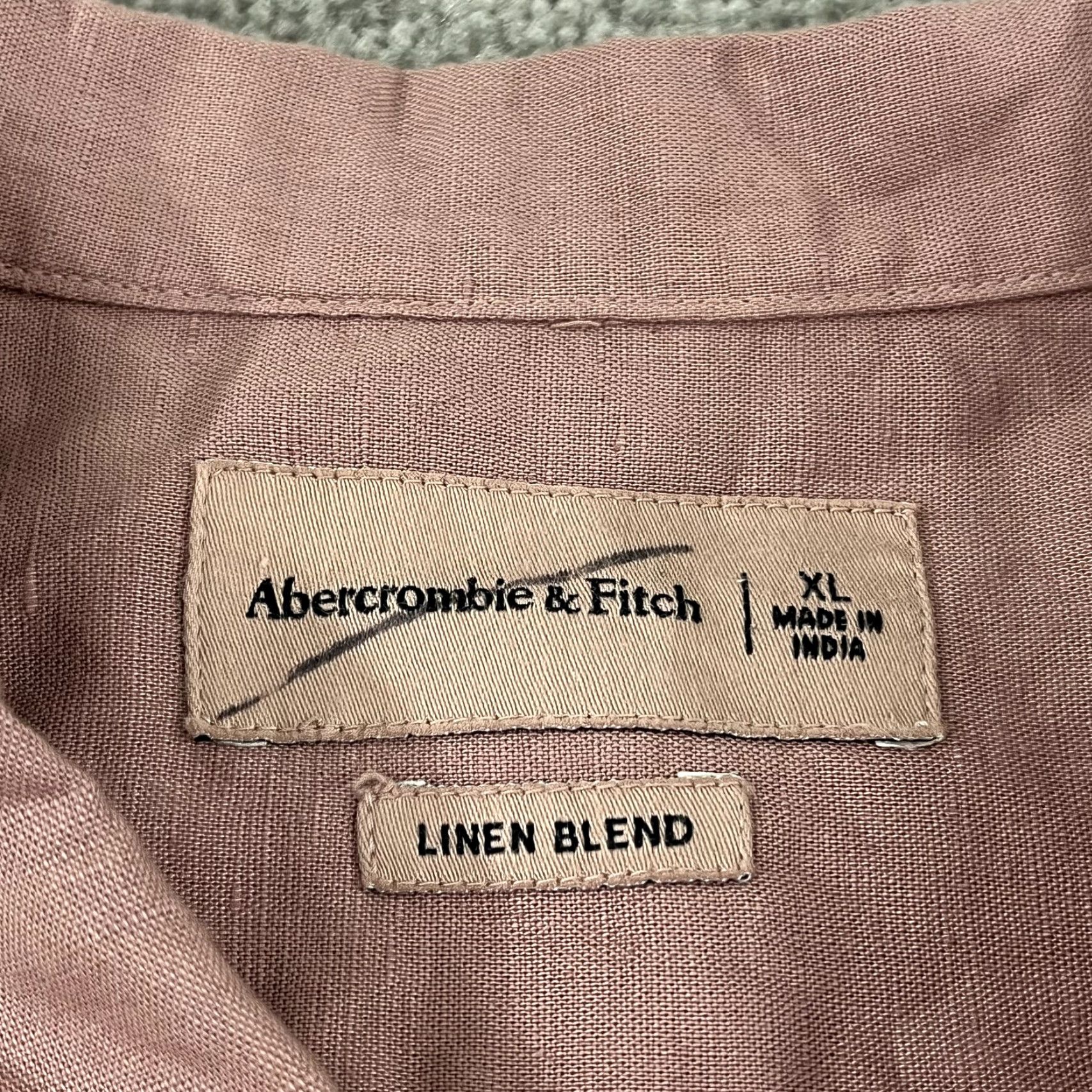 Abercrombie & Fitch ABERCROMBIE & FITCH Shirt Mens Extra Large Dark Pink Linen Button Up Long Sleeve Size US XL / EU 56 / 4 - 2 Thumbnail