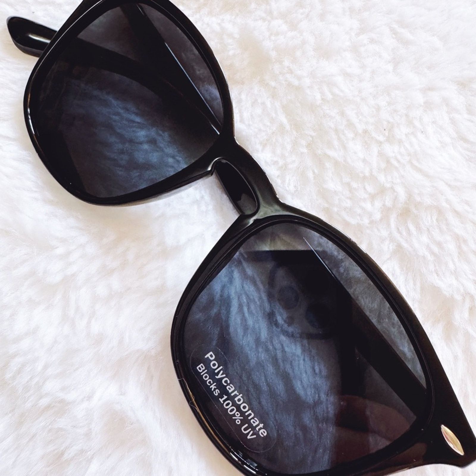 Other Milo Black W/Blue Lenses Oversized Oval Horn Rims Sunglasses Size ONE SIZE - 2 Thumbnail