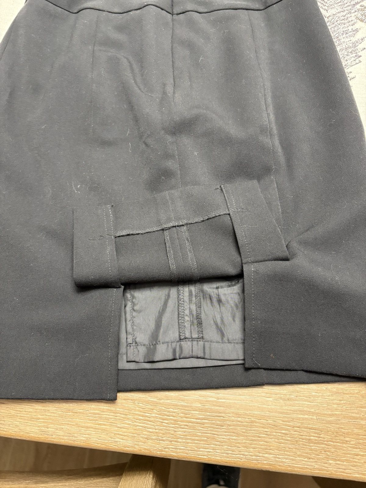 Ann Taylor Ann Taylor petite size 0 black skirt Size 25" / US 0 / IT 36 - 5 Thumbnail