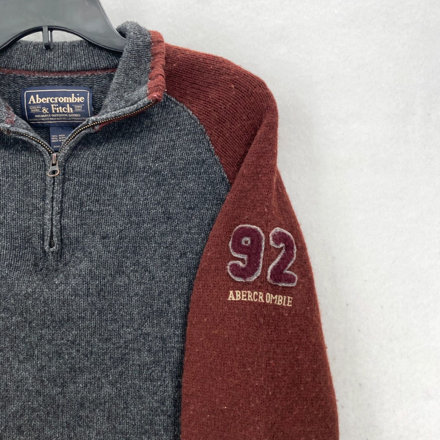 Abercrombie & Fitch VINTAGE Abercrombie & Fitch Wool 1/4 Zip Sweater Mens Large Gray Embroidered Size US L / EU 52-54 / 3 - 2 Thumbnail