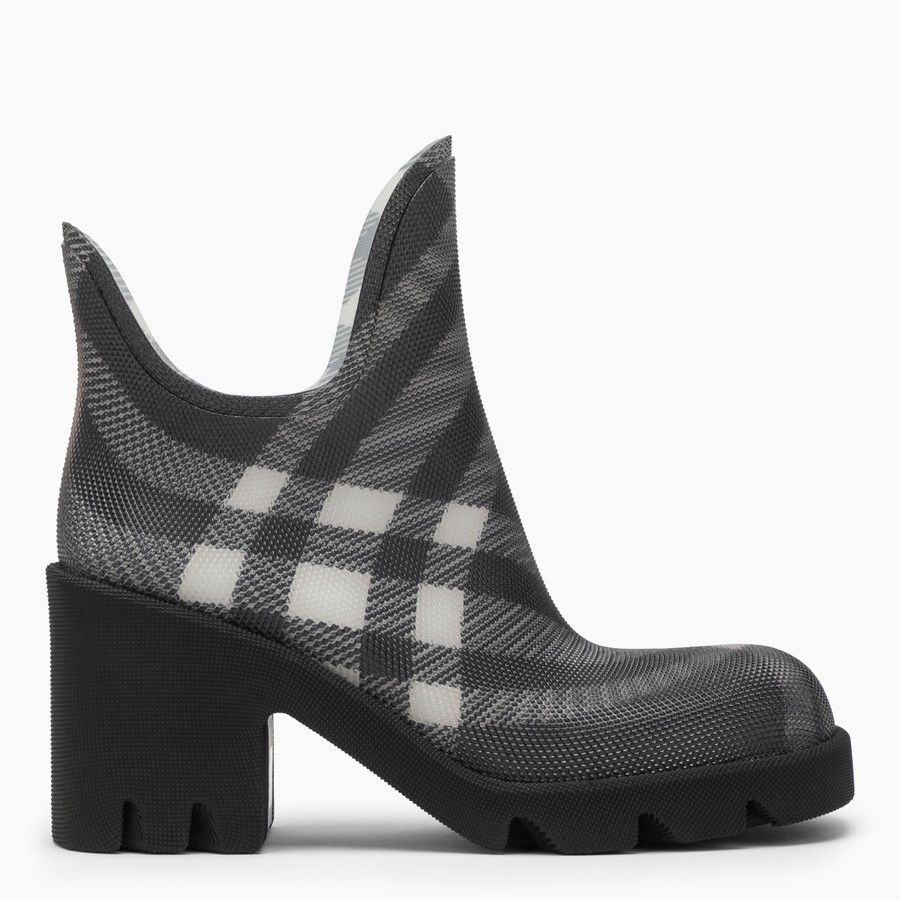Burberry o1d2blof0824 Ankle Boots in Black Size US 8 / IT 38 - 1 Thumbnail