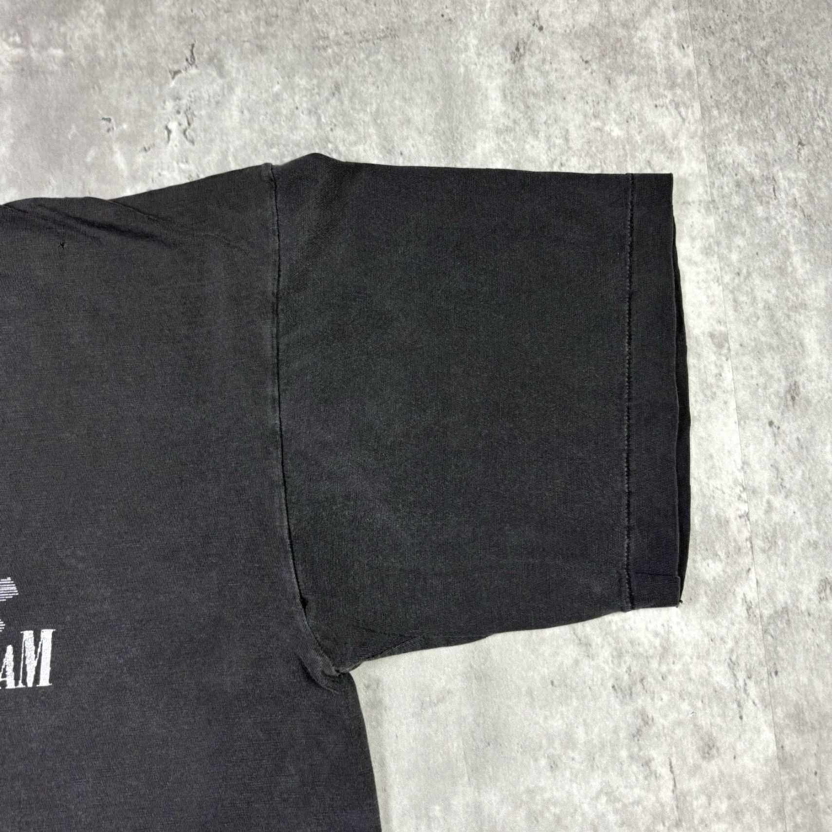 Vintage VINTAGE Politie Amsterdam T Shirt Black Single Stitch Faded Adult XL 90s Size US XL / EU 56 / 4 - 7 Thumbnail