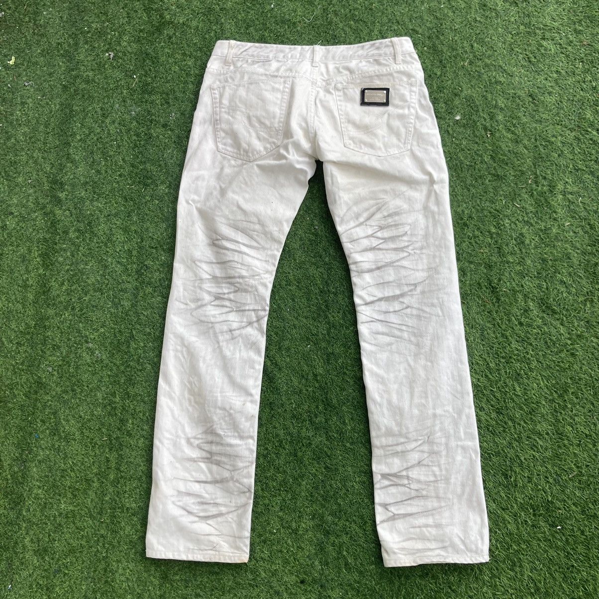 semanticdesign SEMANTIC DESIGN STUDDED WHITE BOOTCUT DENIM JEANS Size US 34 / EU 50 - 2 Thumbnail
