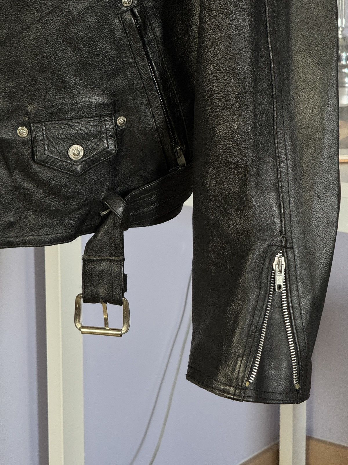 Versace Vintage Versace Jeans Couture Biker Leather Crop Jacket Size US M / EU 48-50 / 2 - 6 Thumbnail