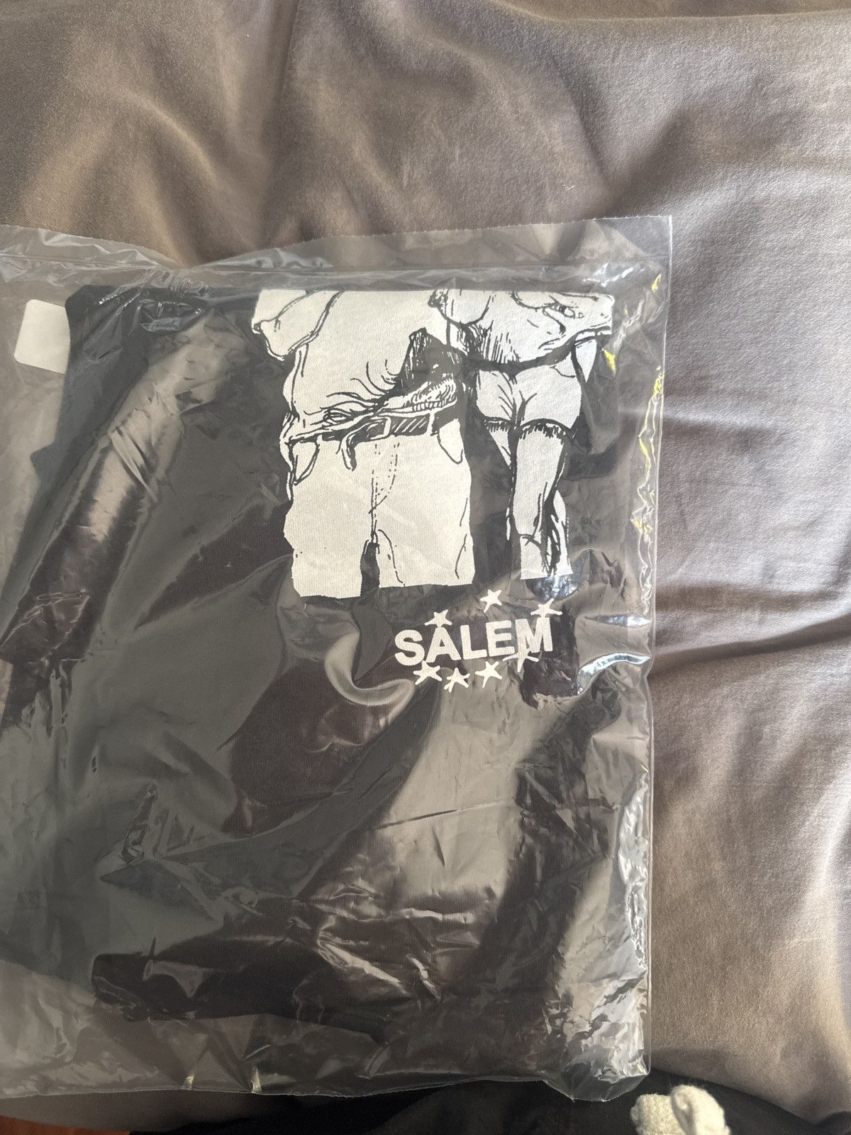 Supreme Salem x Supreme Black tee Size US M / EU 48-50 / 2 - 2 Thumbnail