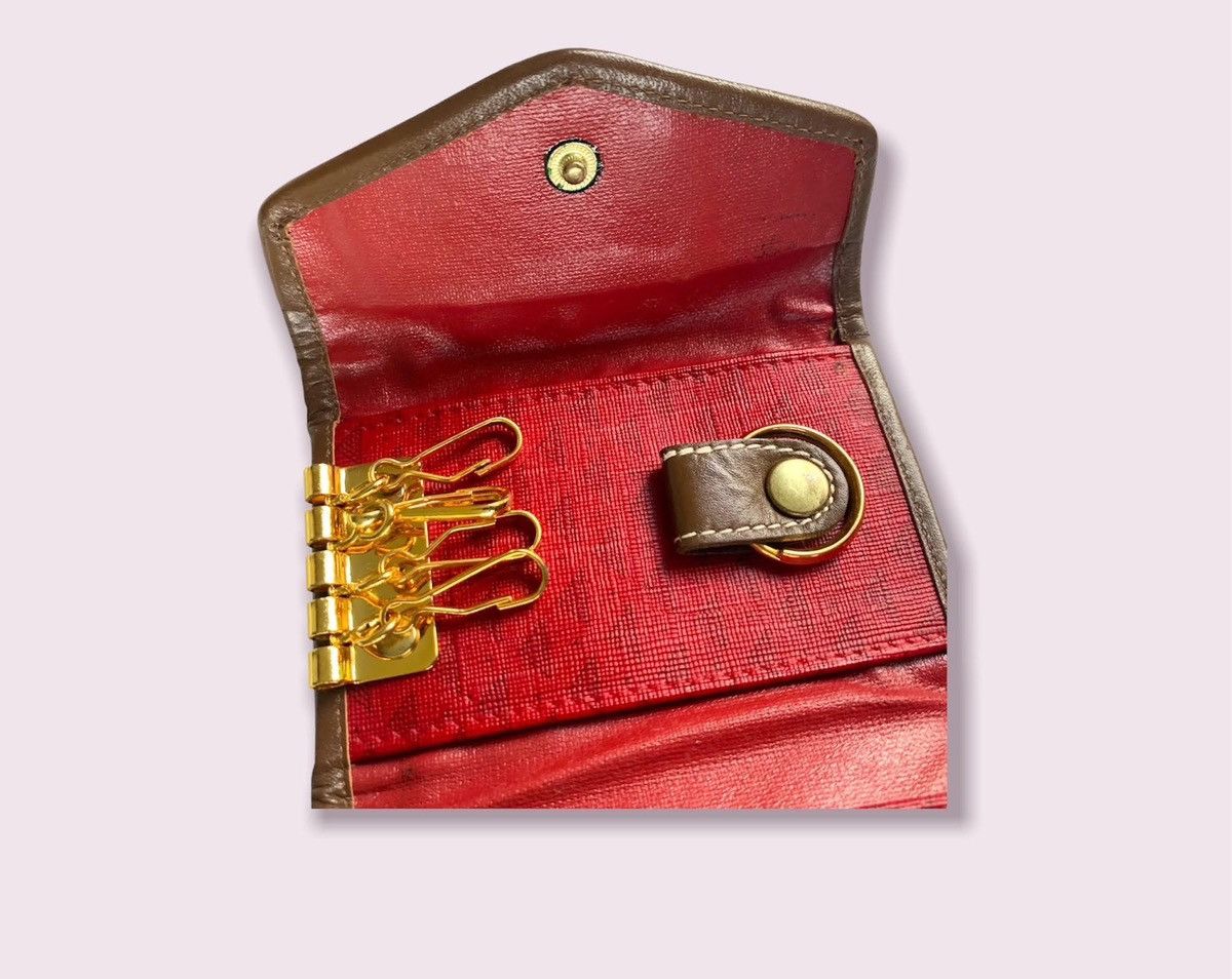 Vintage Vintage Designer Wallet Folding Key Case Holder Size ONE SIZE - 9 Thumbnail