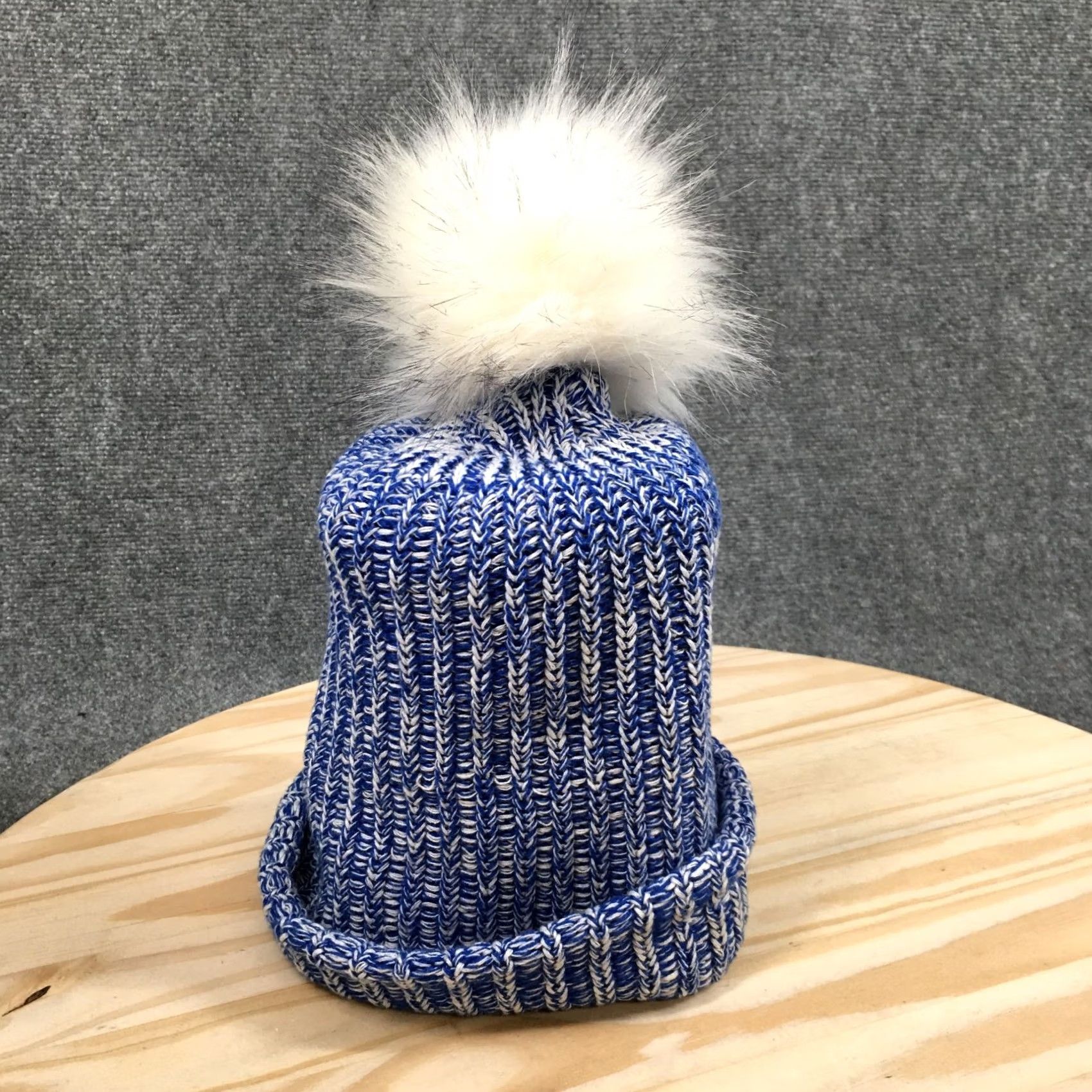 Vintage Love Your Melon Hat Womens One Size Blue Winter Beanie Pompom Cuffed Size ONE SIZE - 6 Thumbnail