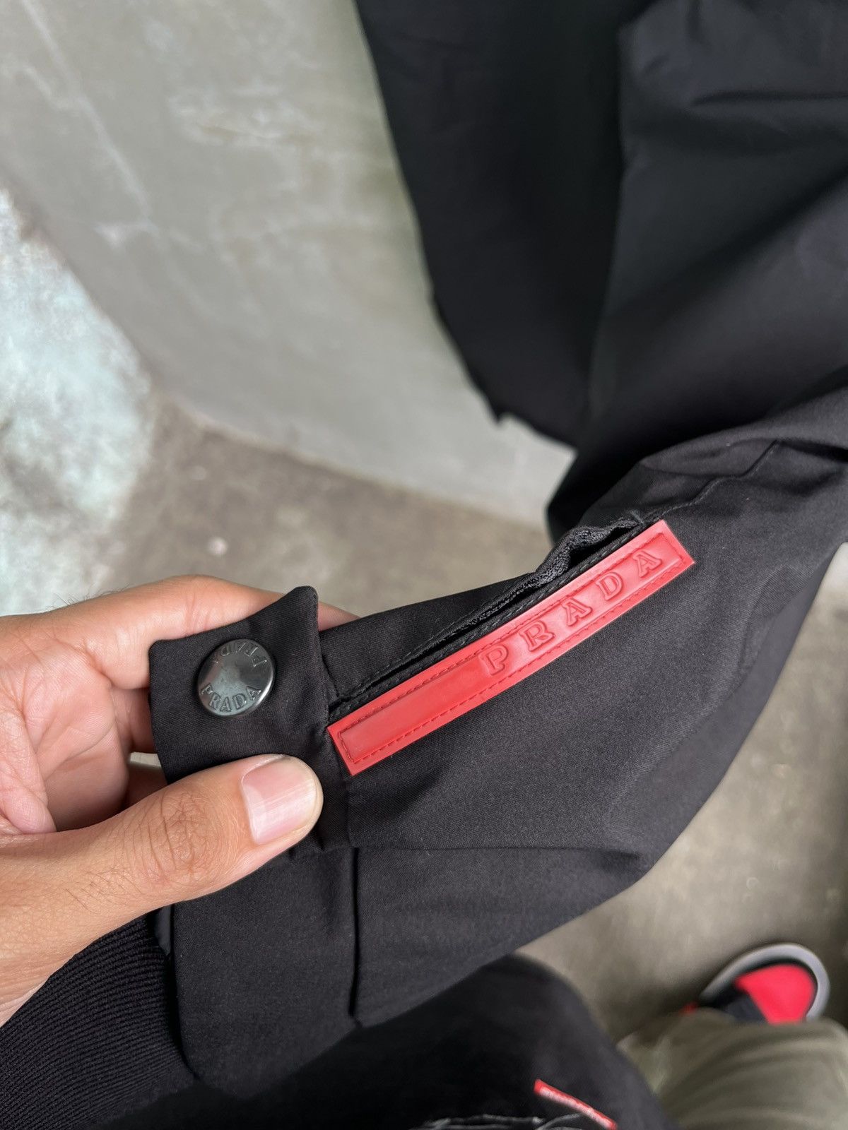 Prada Red Tab Cropped Trouser Size US 30 / EU 46 - 6 Thumbnail