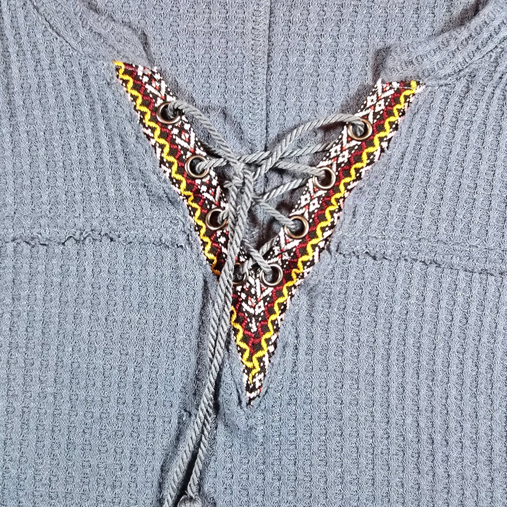 Eddie Bauer Eddie Bauer Women Blouse Shirt L Blue Thermal Embroidered V-Neck Basic Casual Knit Top Size L / US 10 / IT 46 - 4 Thumbnail