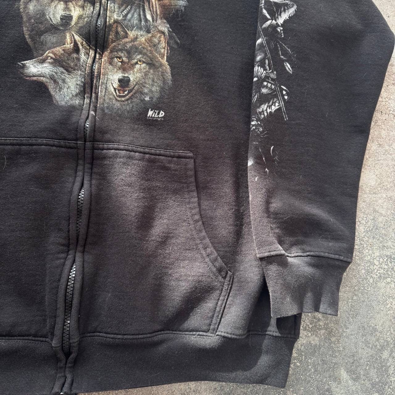 Japanese Brand × Vintage WILD Vintage Wolf Printed Zip Hoodie Size US M / EU 48-50 / 2 - 8 Thumbnail