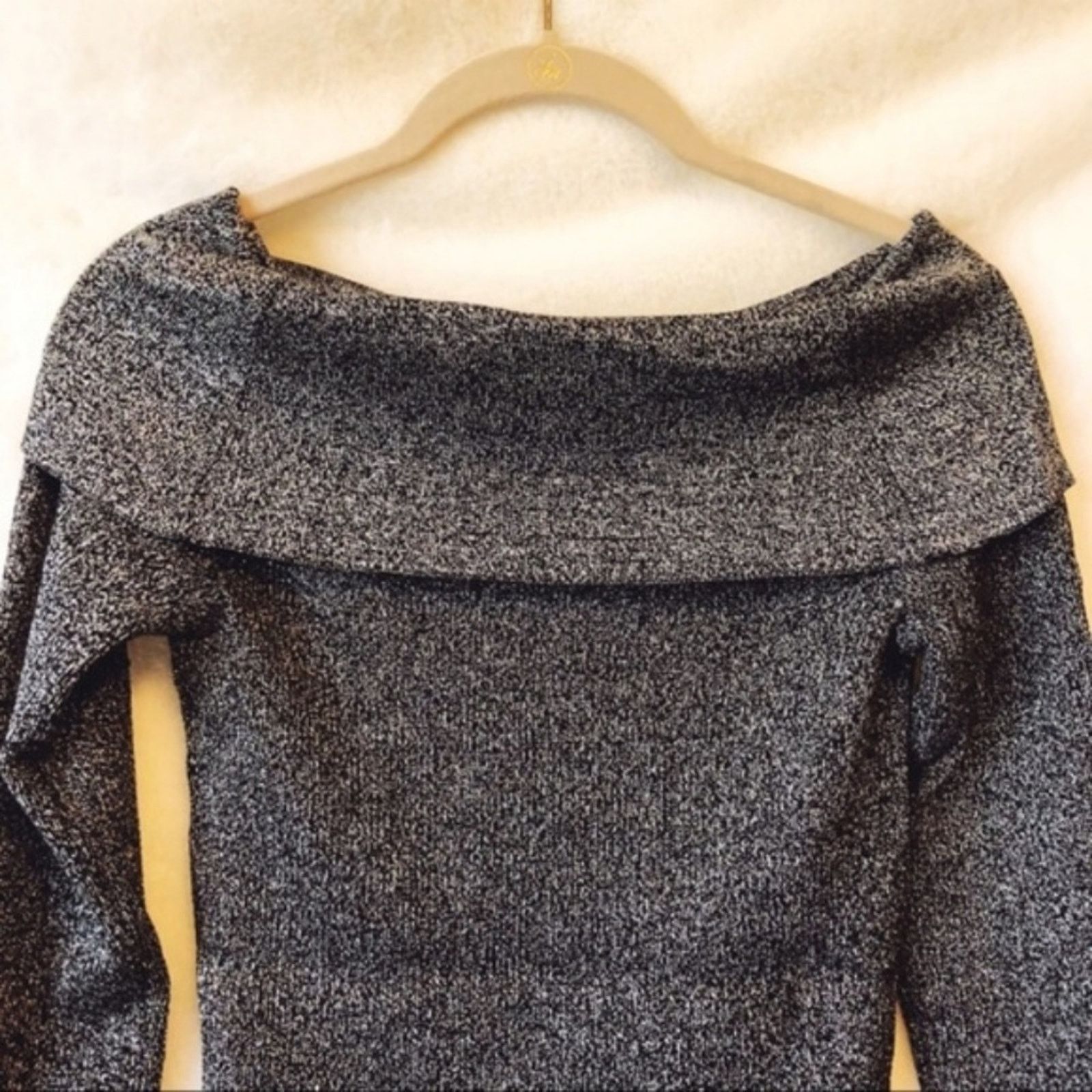 Other New York & Company Gray Metallic Off Shoulder Top Size S / US 4 / IT 40 - 2 Thumbnail