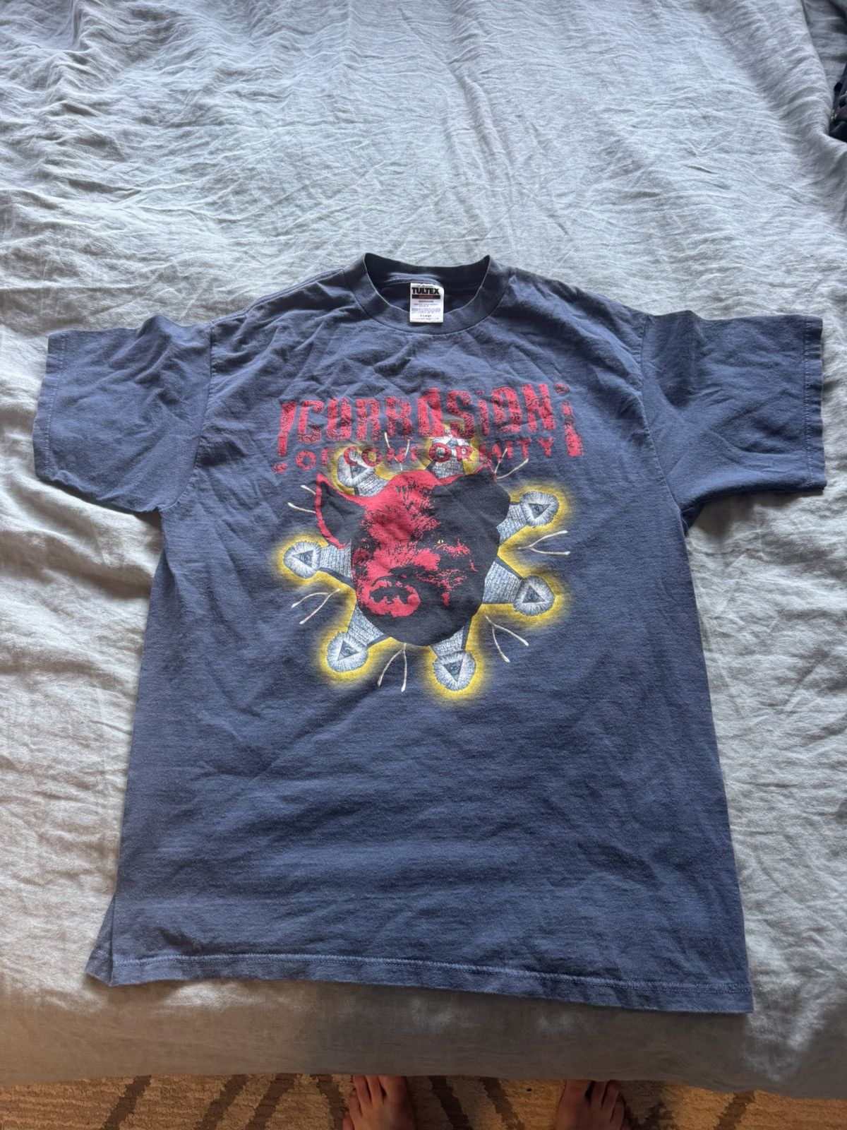 Tultex Vintage Corrosion of Conformity 96/97 tour tee Size US XL / EU 56 / 4 - 1 Thumbnail