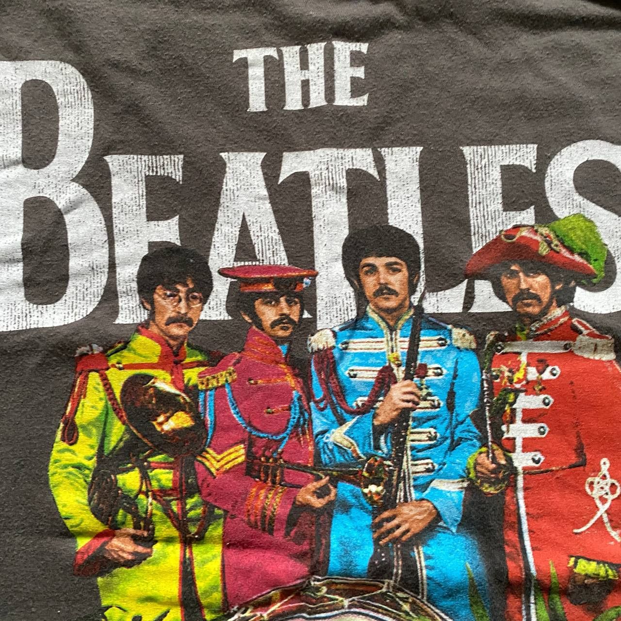 Band Tees VINTAGE Y2K THE BEATLES AMAZING FADED T SHIRT 271 Size US M / EU 48-50 / 2 - 3 Thumbnail