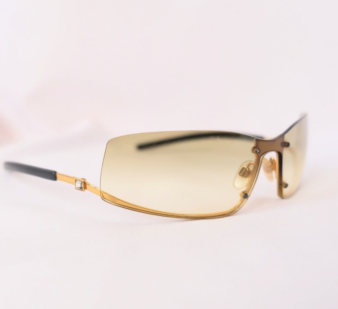 Chanel Vintage Chanel 4066 Women Sunglasses Size ONE SIZE - 4 Thumbnail