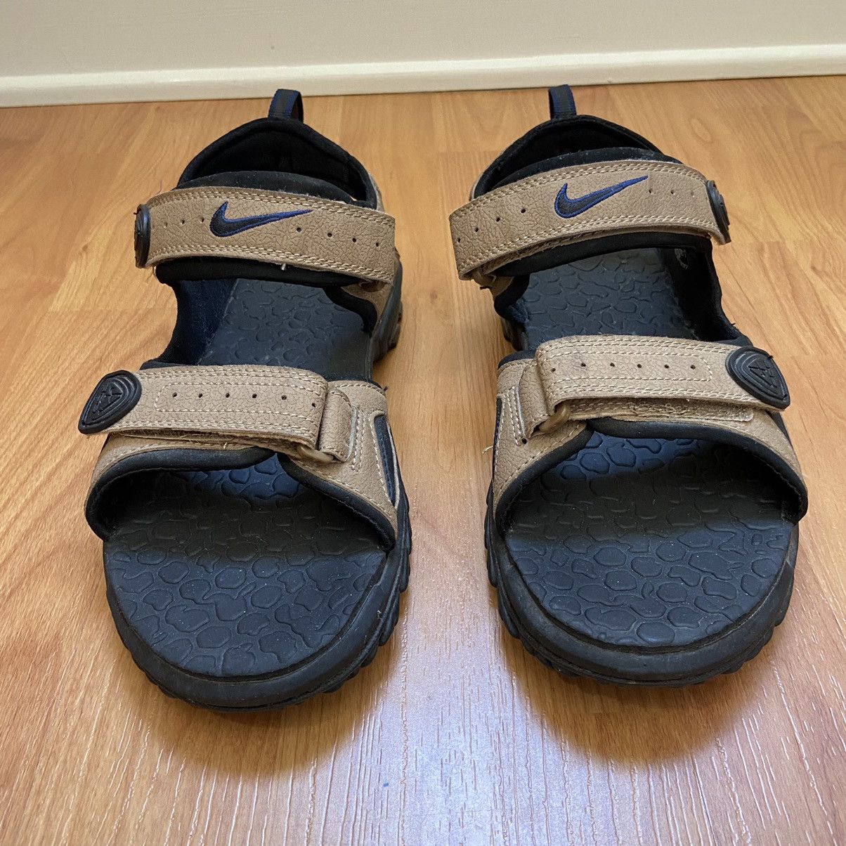nike acg slide sandals