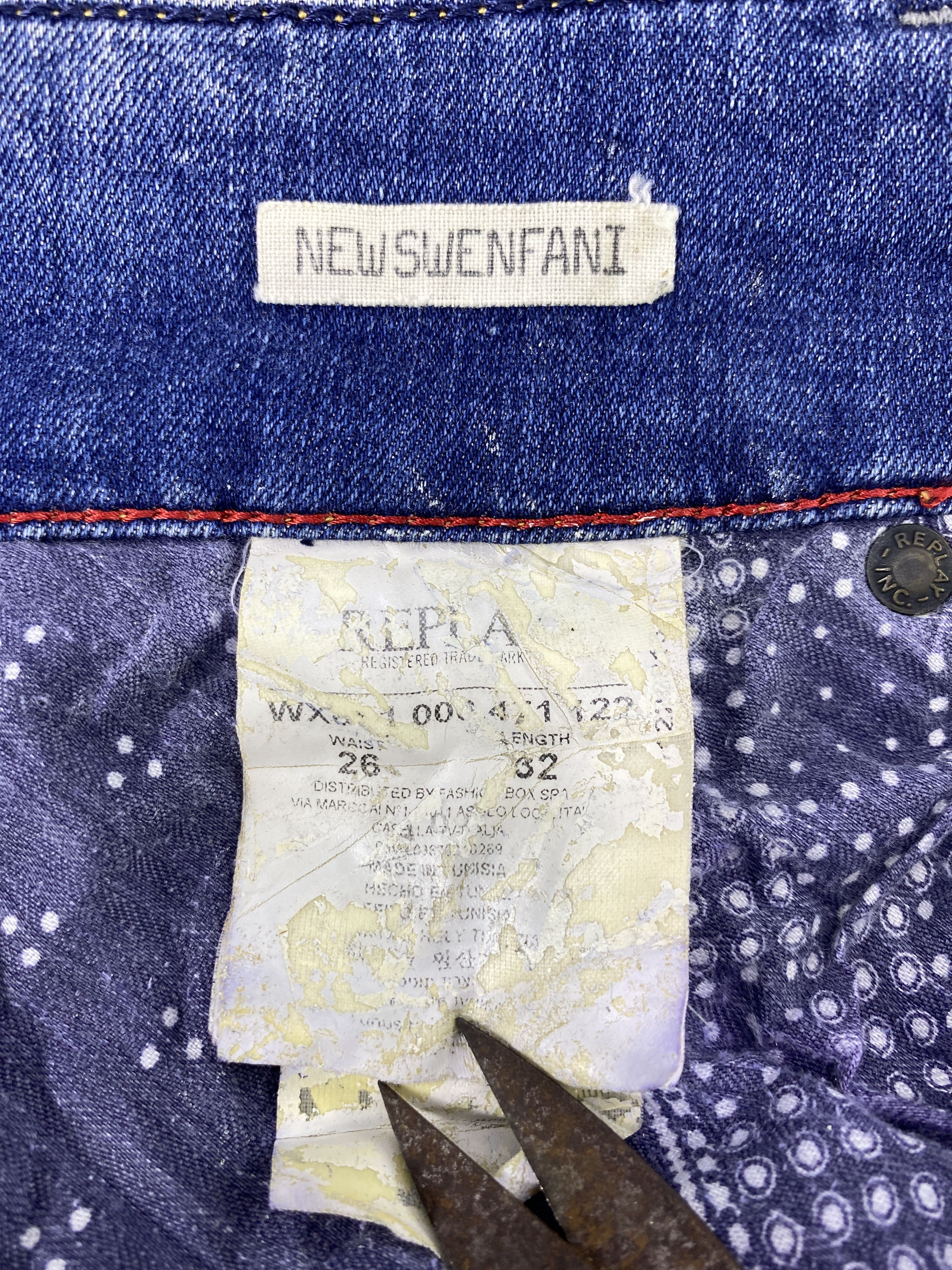 Jean Vintage Replay Distressed Blue Wash Denim- J1128 Size US 31 - 9 Thumbnail
