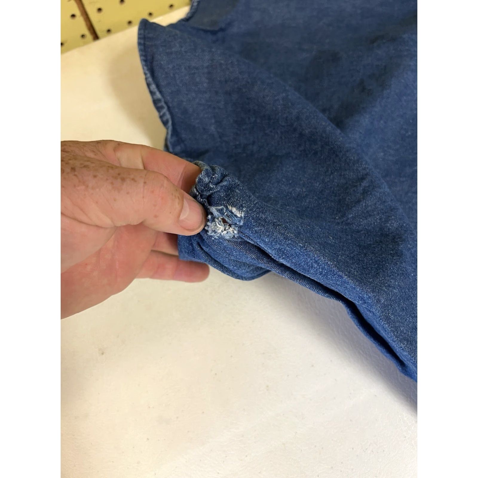Levi's VTG Levi’s Button-Up Denim Shirt L/S Men XL Blue Pockets 80s 90s Western Vintage Tie-Dyed? Size US XL / EU 56 / 4 - 4 Thumbnail
