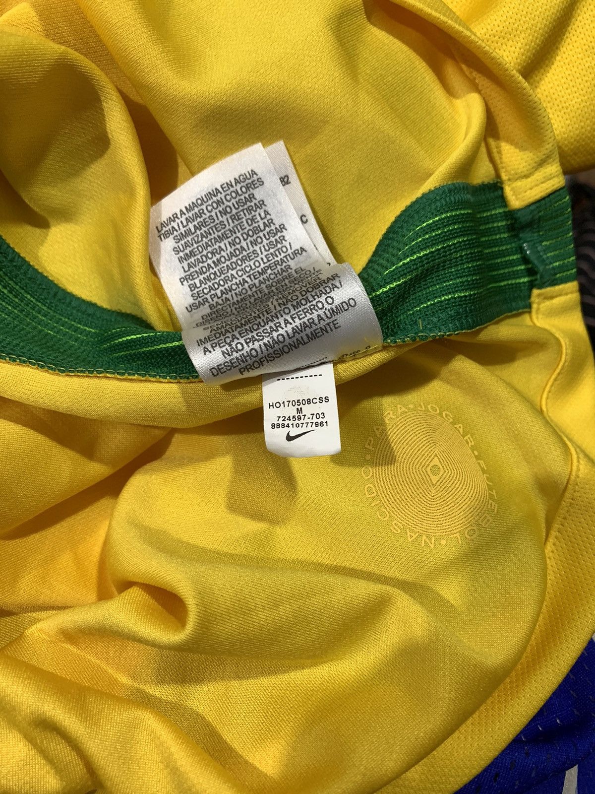 Nike NIKE BRASIL FOOTBALL JERSEY Size US M / EU 48-50 / 2 - 6 Thumbnail