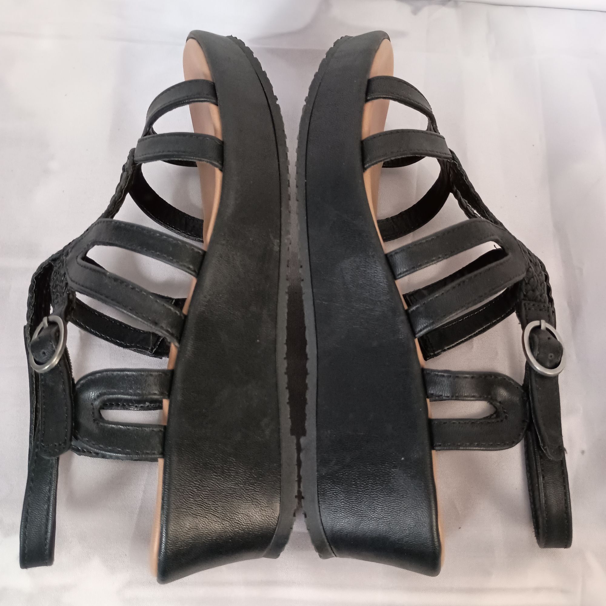 Other Baretraps Wilma Wedge Sandals Black Womens 6.5 Cushioned Com Size US 6.5 / IT 36.5 - 6 Thumbnail
