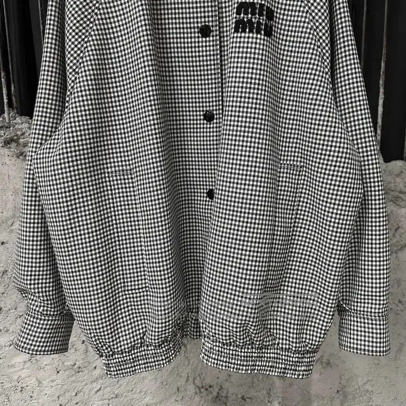 Miu Miu Miu Miu Multi-Color Logo Houndstooth Jacket . Size XXS / US 00 / IT 34 - 4 Thumbnail