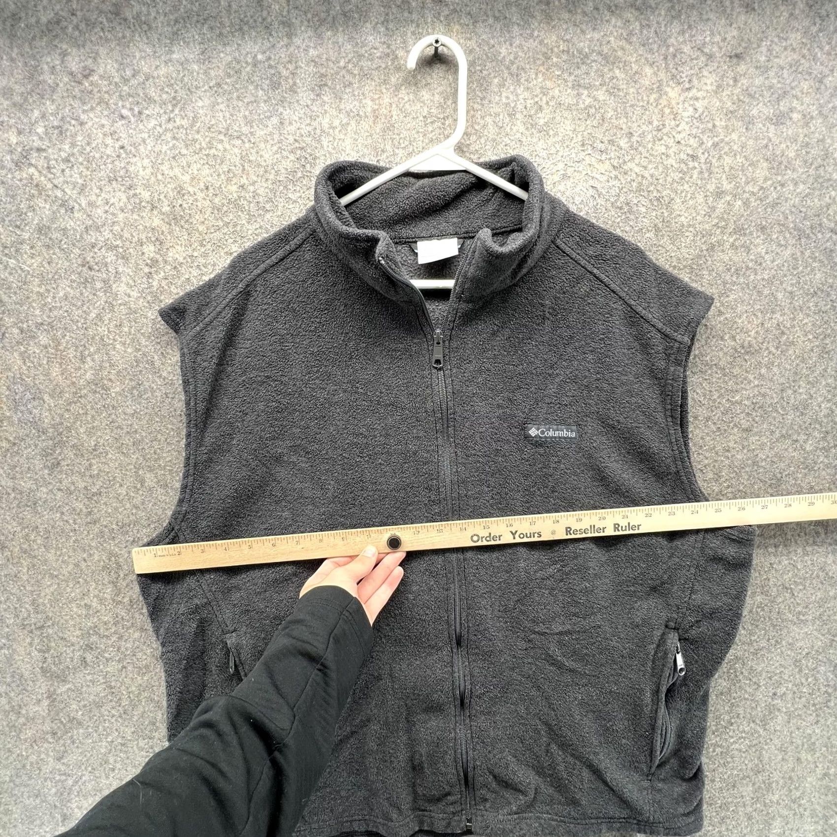 Vintage Columbia Vest Mens 2XL Gray Fleece Full Zip Stand Collar Outdoor Hiking Casual Windbreaker Pocketed Zippered Size US XXL / EU 58 / 5 - 7 Thumbnail