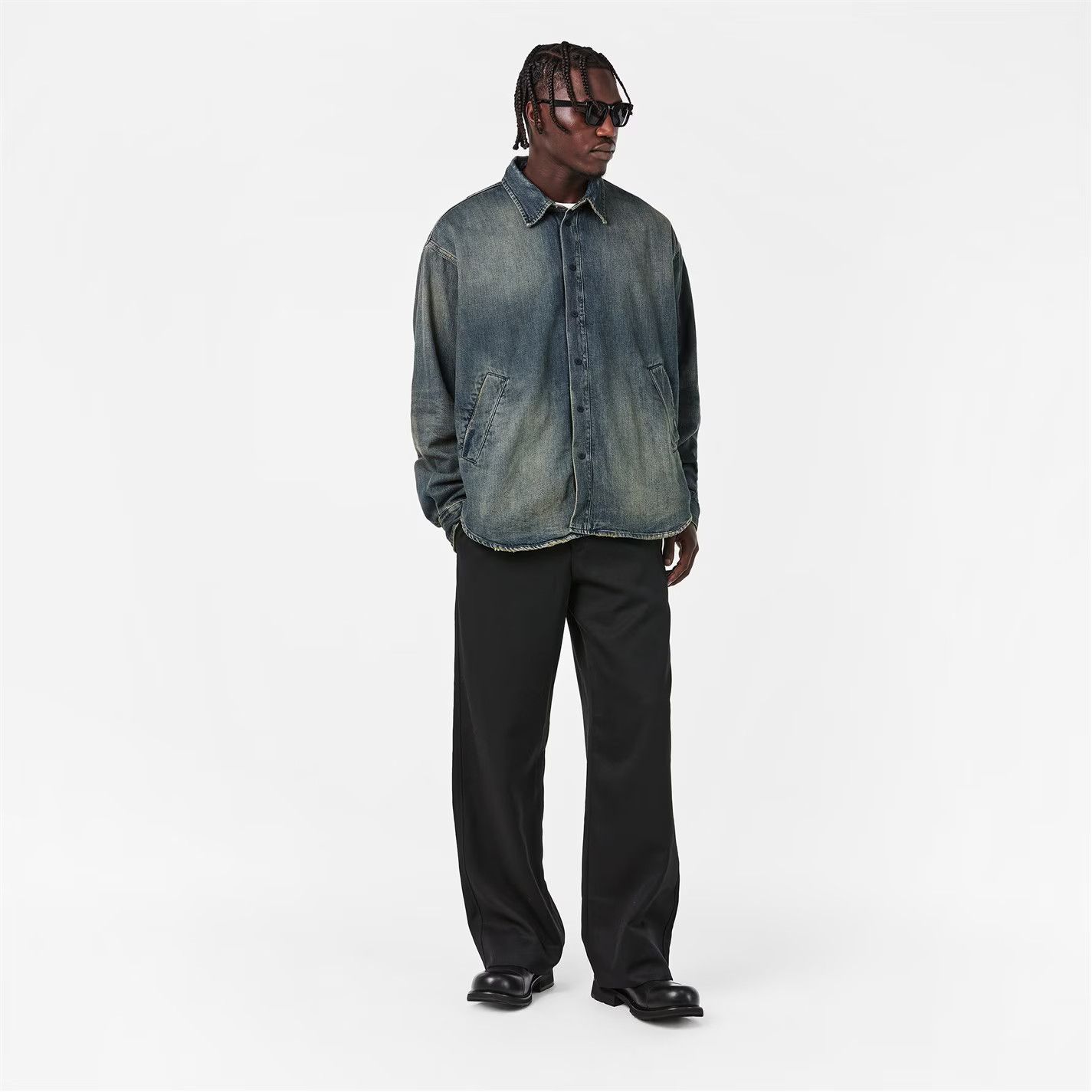 Balenciaga o1g2r1mq0226 Bal Overshirt In Blue Size US L / EU 52-54 / 3 - 6 Thumbnail