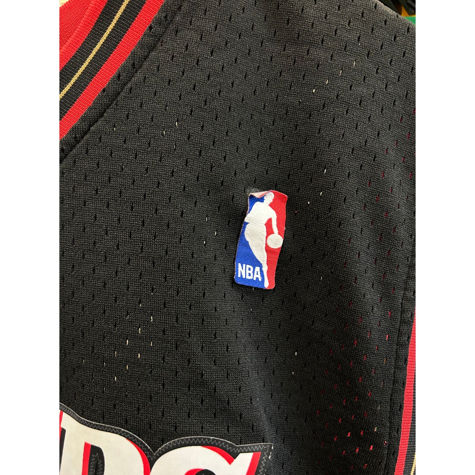 Mitchell & Ness Mitchell & Ness Iverson Philadelphia 76ers 1997/98 jersey Size US XL / EU 56 / 4 - 4 Thumbnail