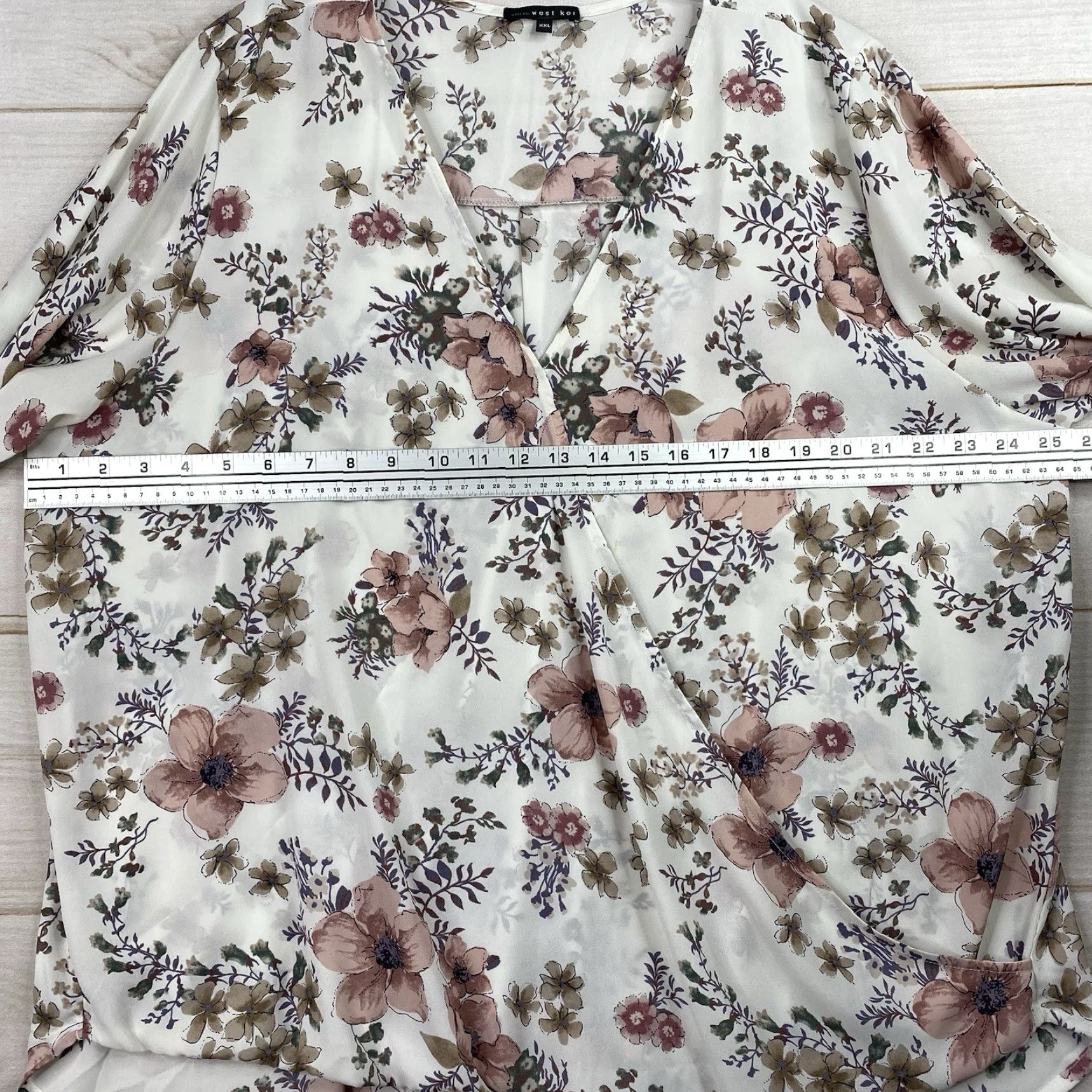 Vintage West Kei Blouse Tunic Womens XXL Floral White V Neck 3/4 Sleeve Knit Polyester Casual Shirt Buttonless Pullover Size XXL / US 16-18 / IT 52-54 - 4 Thumbnail