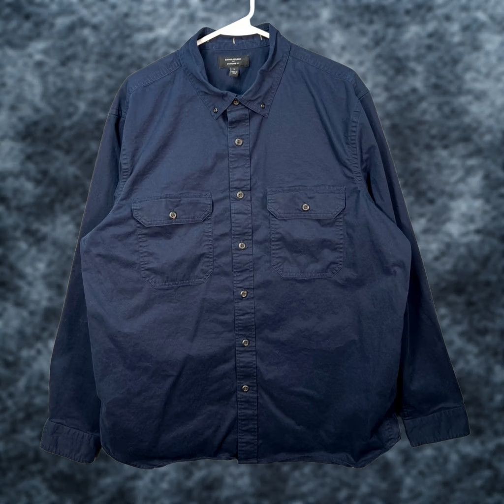 Banana Republic Banana Republic Mens Large Button-Down Shirt Navy Blue Cotton Spandex Long Sleeve Regular Fit Adult Mens Shirt Size US L / EU 52-54 / 3 - 1 Thumbnail