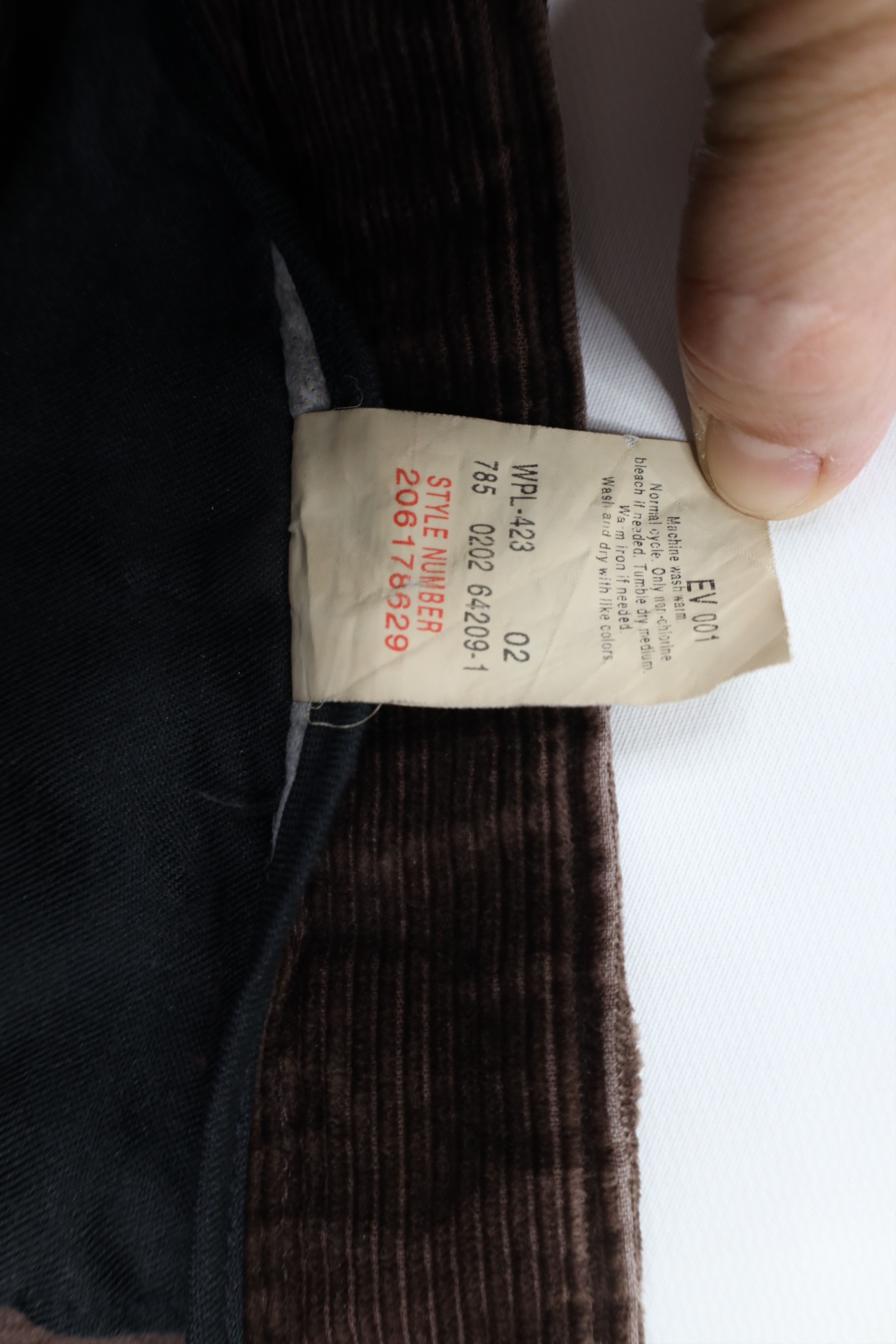 Vintage Vintage 90s Streetwear Pleated Wide Leg Corduroy Pants Size US 42 / EU 58 - 10 Thumbnail