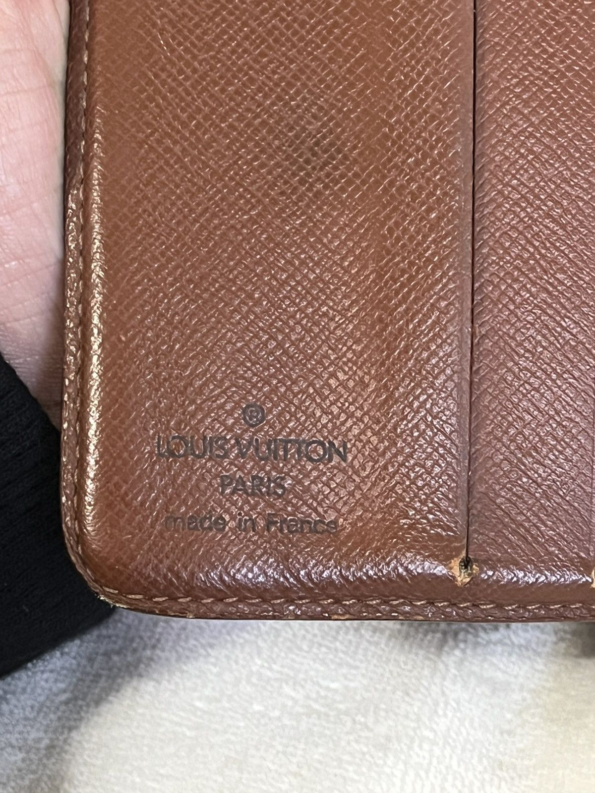 Louis Vuitton Louis Vuitton Wallet Size ONE SIZE - 7 Thumbnail