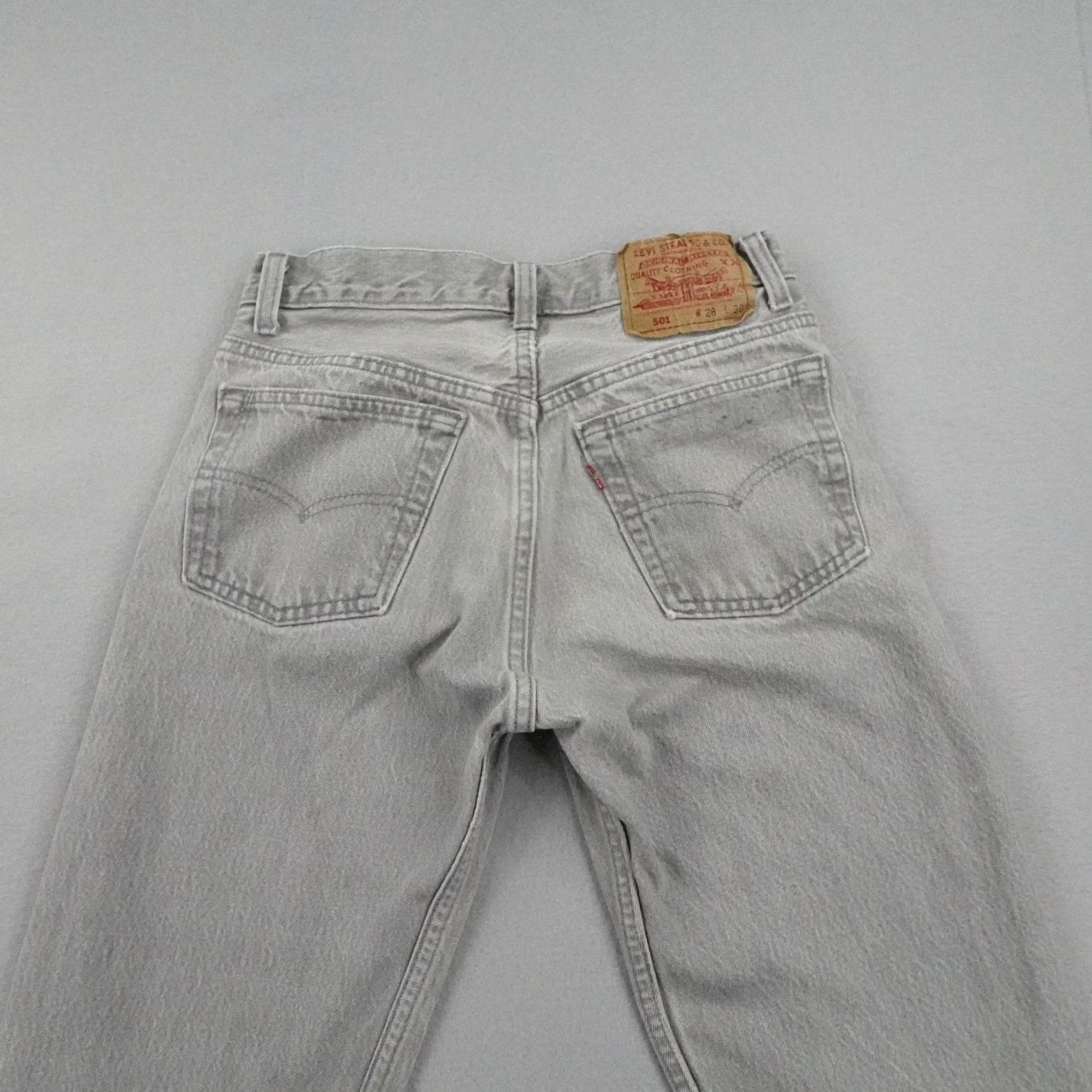 Levi's VINTAGE Levi's Jeans Mens 28x30 Gray Denim 501 Button Fly Light Wash Faded 90s Size US 28 / EU 44 - 5 Thumbnail