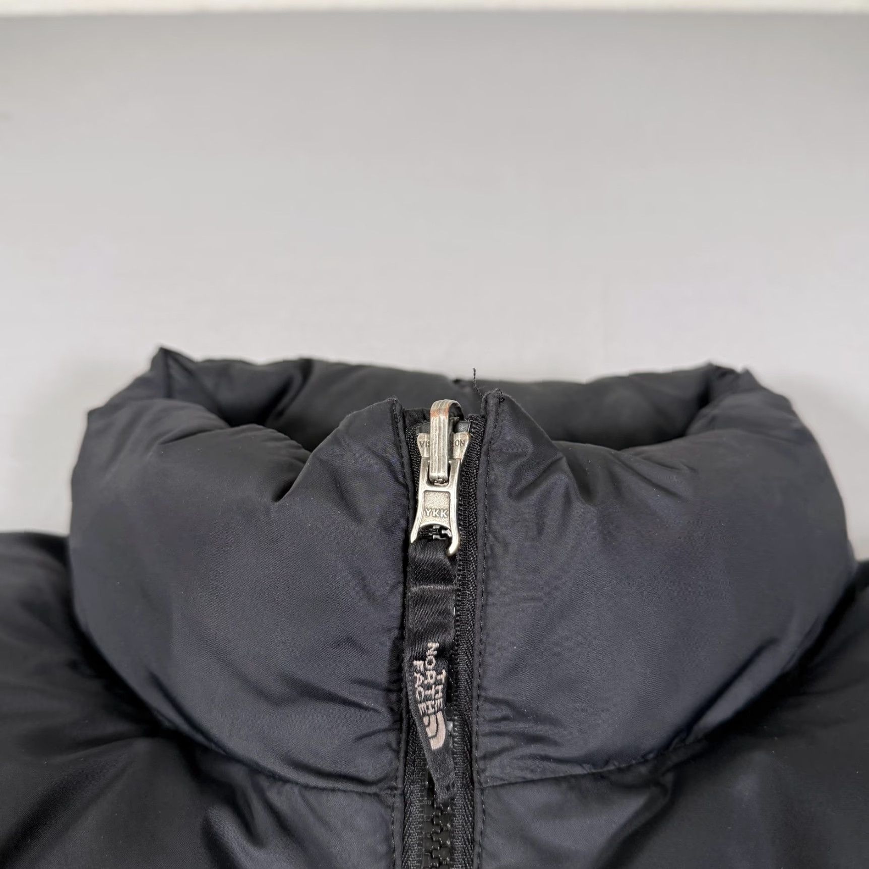 The North Face VINTAGE The North Face Nuptse 700 Down Puffer Jacket Mens XL Black Zip Full Zip Stand-Up Collar Quilted Pockets Outdoor Hiking Winter Casual Size US XL / EU 56 / 4 - 3 Thumbnail