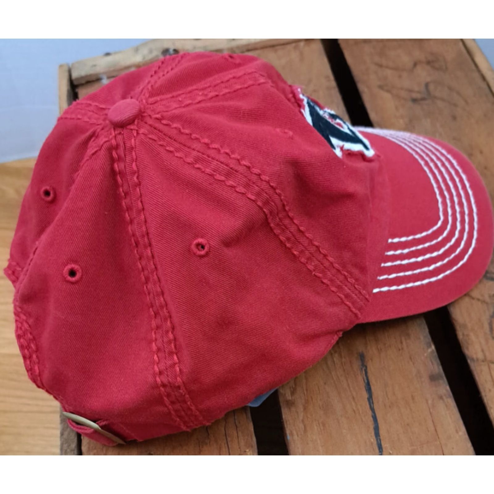Twins VINTAGE Lansing Lugnuts Milb Baseball Hat Adjustable red 47 Brand Cotton Breathable Men Baseball Cap Size ONE SIZE - 2 Thumbnail