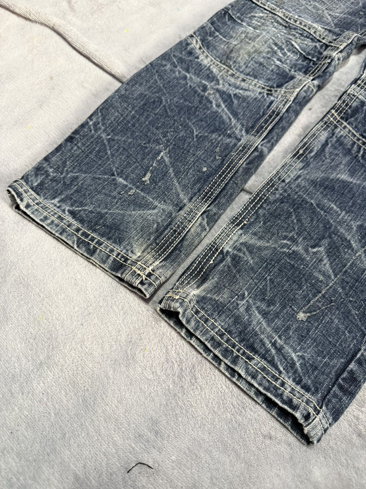 5351 POUR LES HOMMES × Japanese Brand × Le Grande Bleu (L.G.B.) Ba-Tsu Studio Kevlar Paint glitter Heavy Wash Jeans Size US 27 - 9 Thumbnail