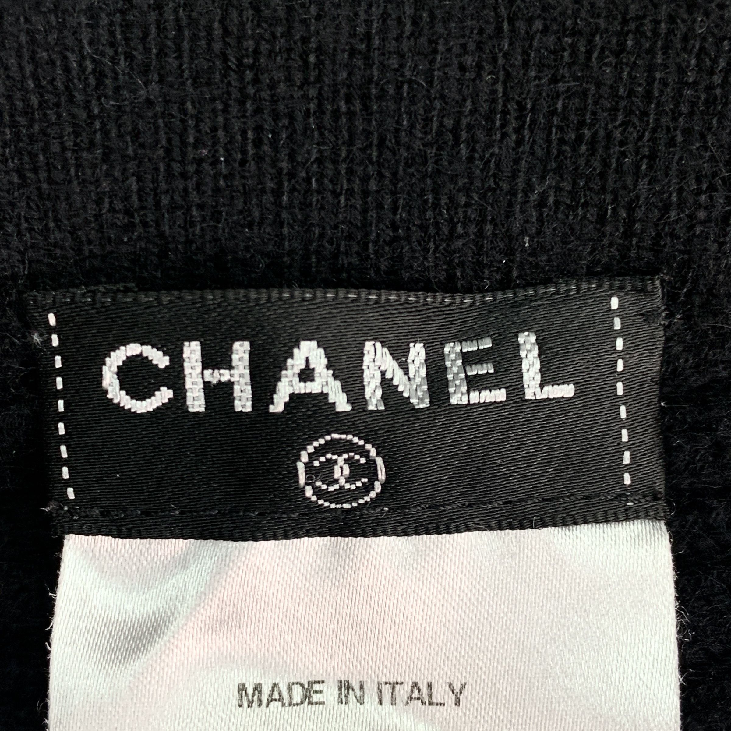 Chanel Chanel Knit Sweater – Black Cashmere Long Sleeve (Size S) Size S / US 4 / IT 40 - 2 Thumbnail
