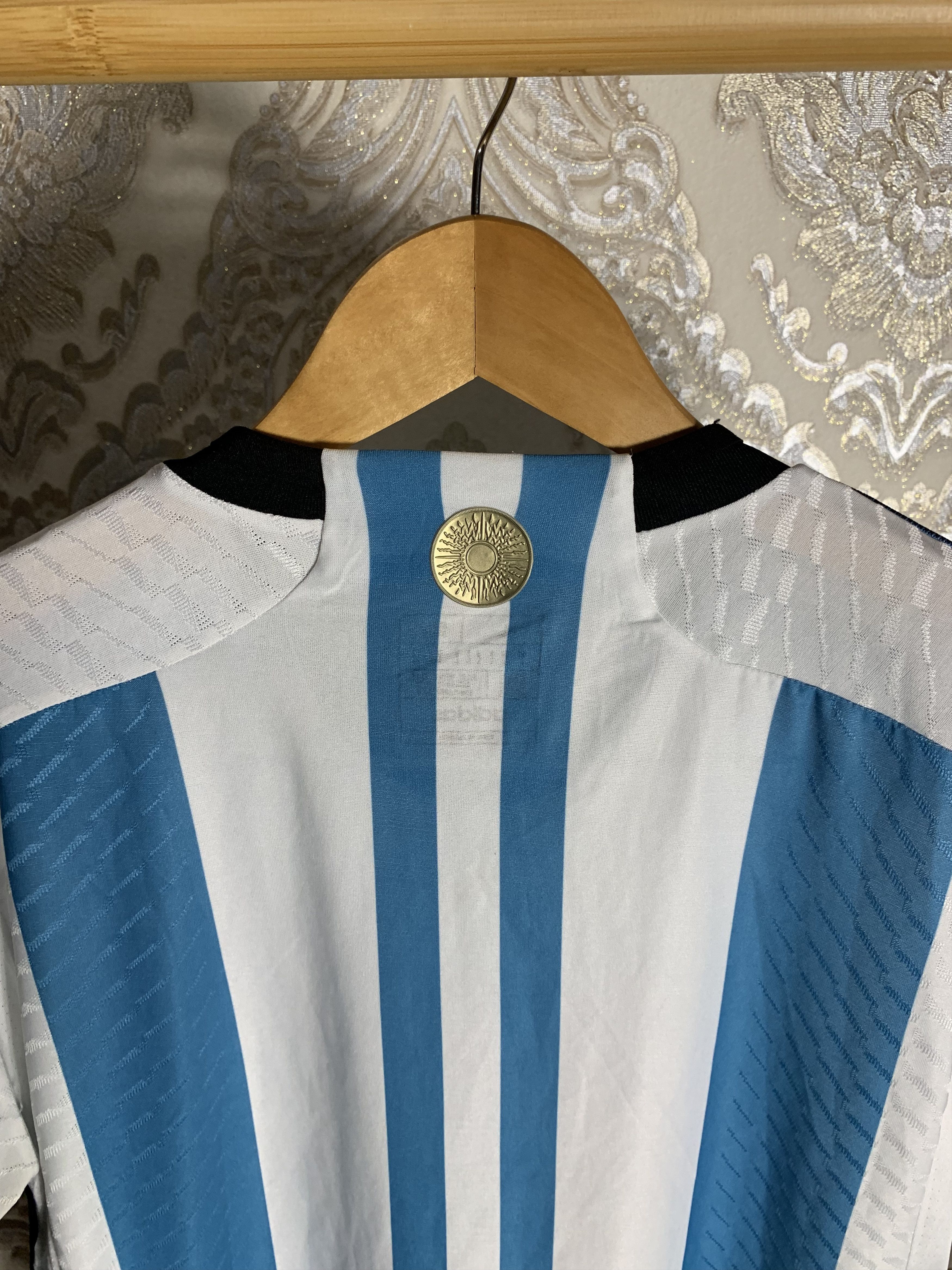 Vintage VERY RARE ADIDAS FC ARGENTINA SOCCER JERSRY MESSI RETRO Y2K Size US L / EU 52-54 / 3 - 5 Thumbnail