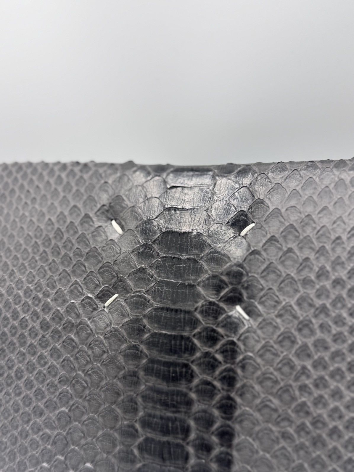 Maison Margiela RARE Maison Margiela 11 Real Python Effect Clutch Size ONE SIZE - 9 Thumbnail