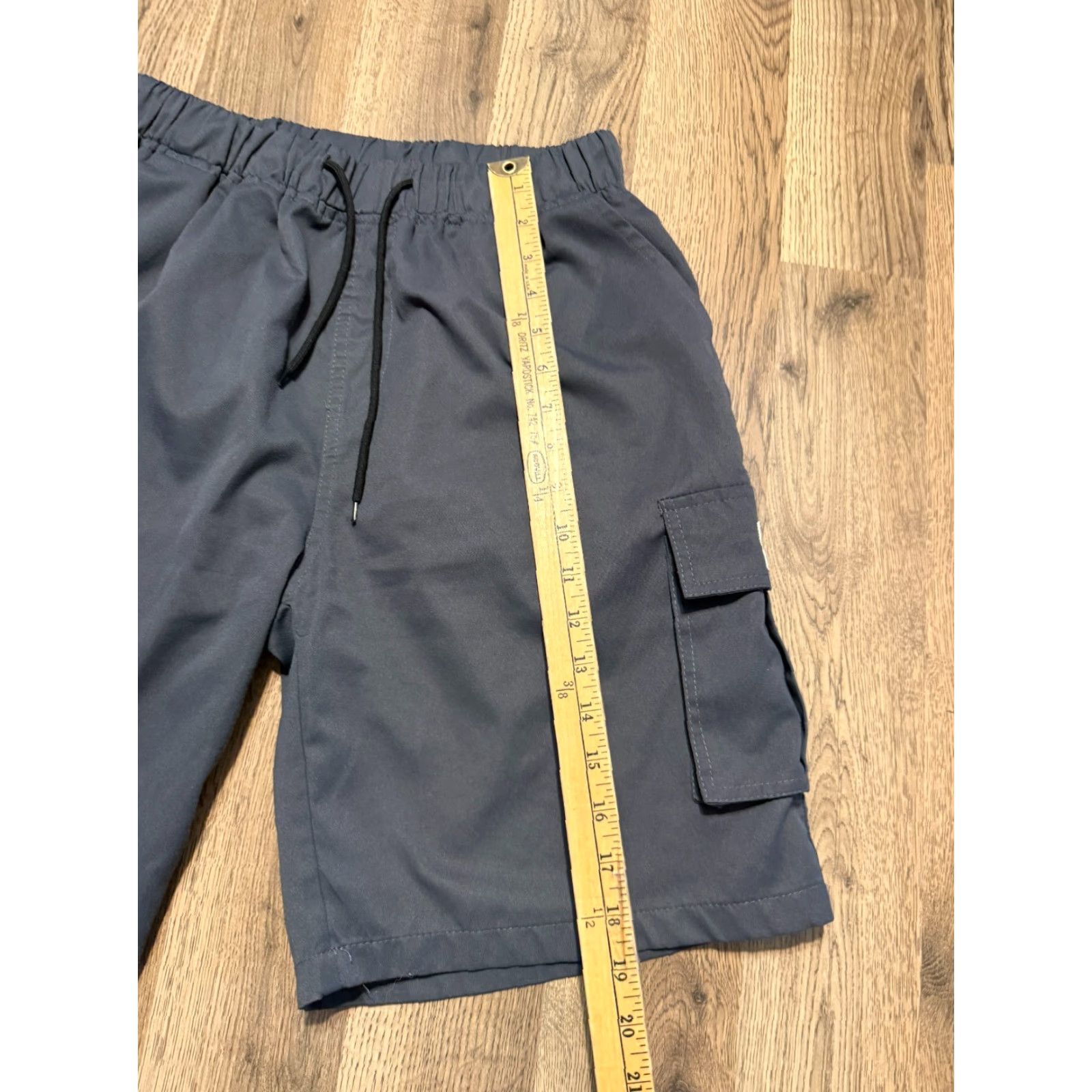 Vintage HKS Cargo Shorts Men Size Large Gray Tie Waist Side Pockets Pull On Size US 33 - 6 Thumbnail