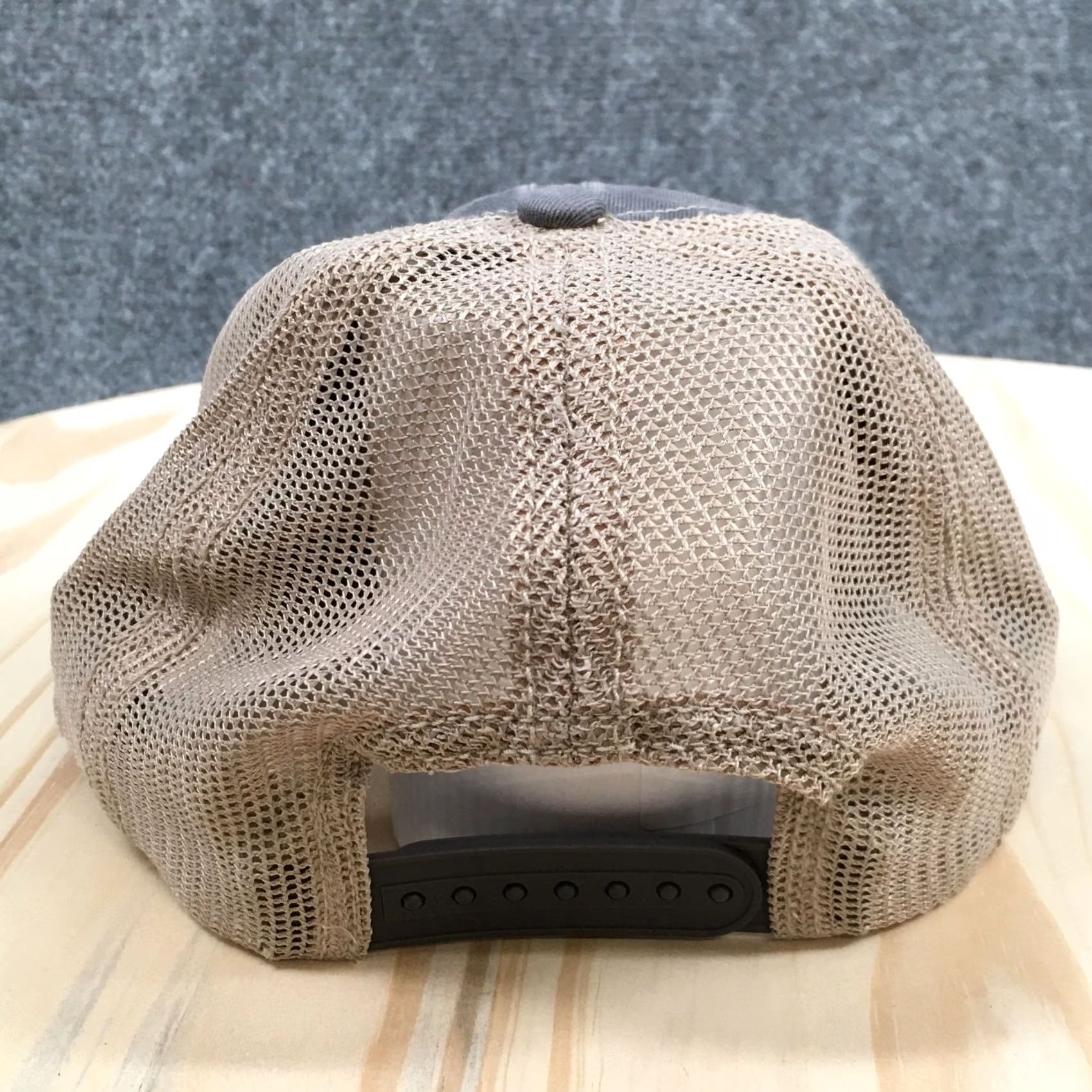 Vintage Fahrenheit Hilton Head South Carolina Trucker Hat Gray OS Unisex Curved Brim Size ONE SIZE - 7 Thumbnail