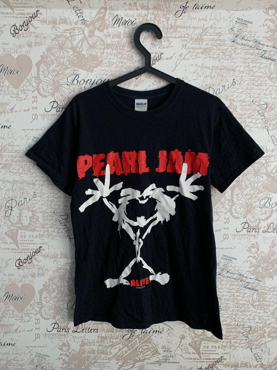 Band Tees Pearl Jam Alive vintage t-shirt Size US S / EU 44-46 / 1 - 1 Thumbnail
