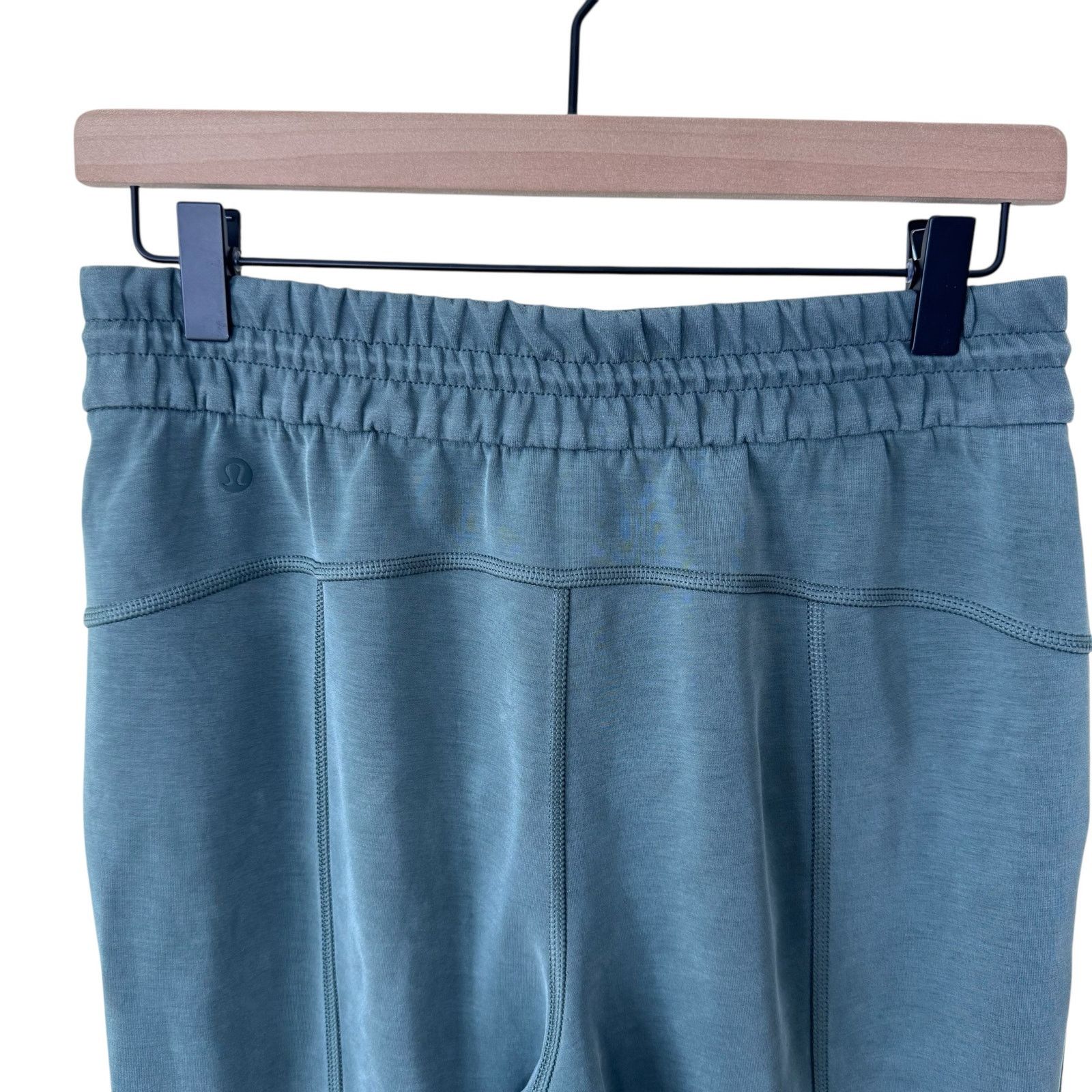 Lululemon Lululemon Softstreme High-Rise Straight Leg Crop Forest GRN Size 28" / US 6 / IT 42 - 6 Thumbnail